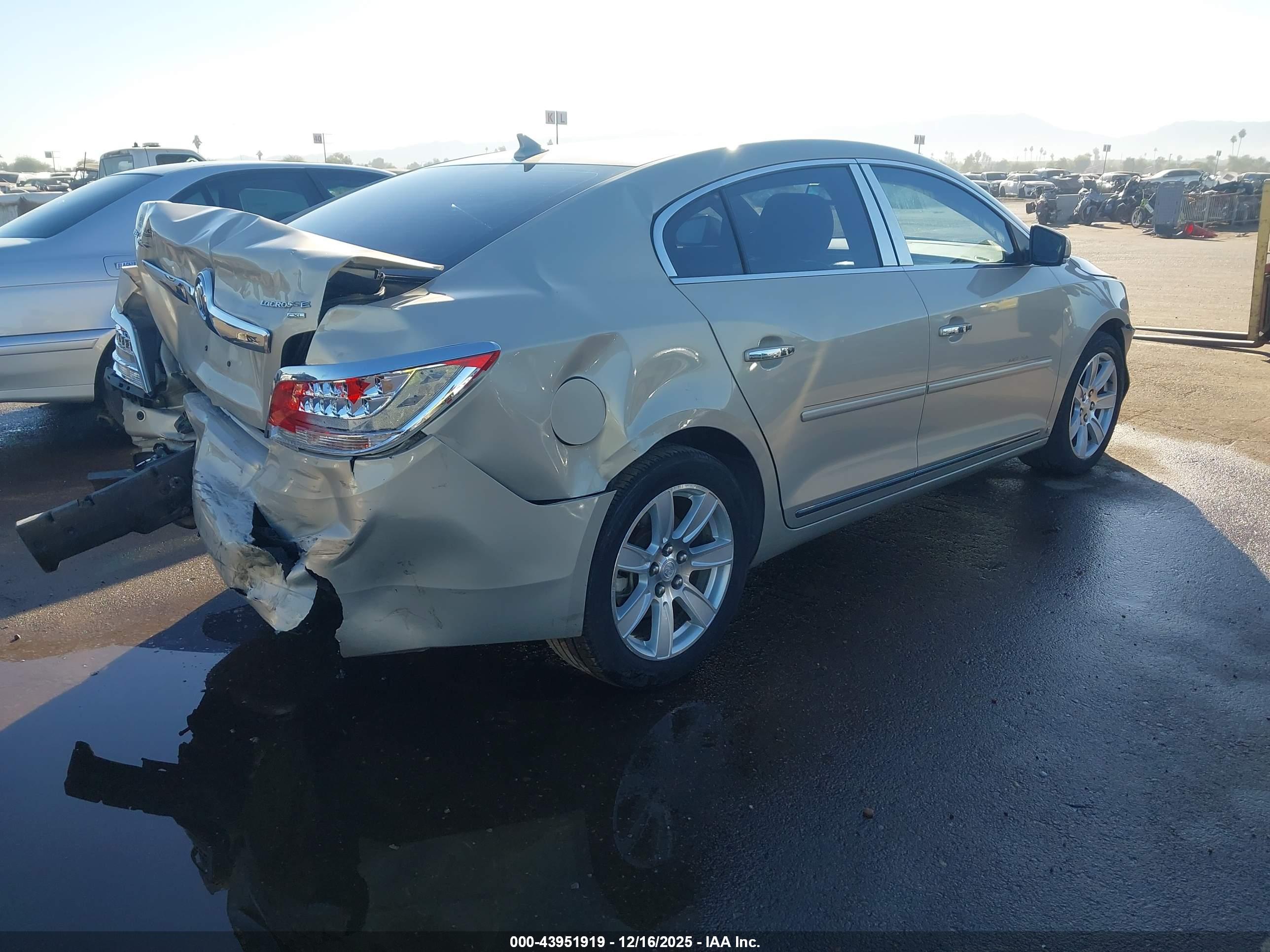 BUICK LACROSSE image 4