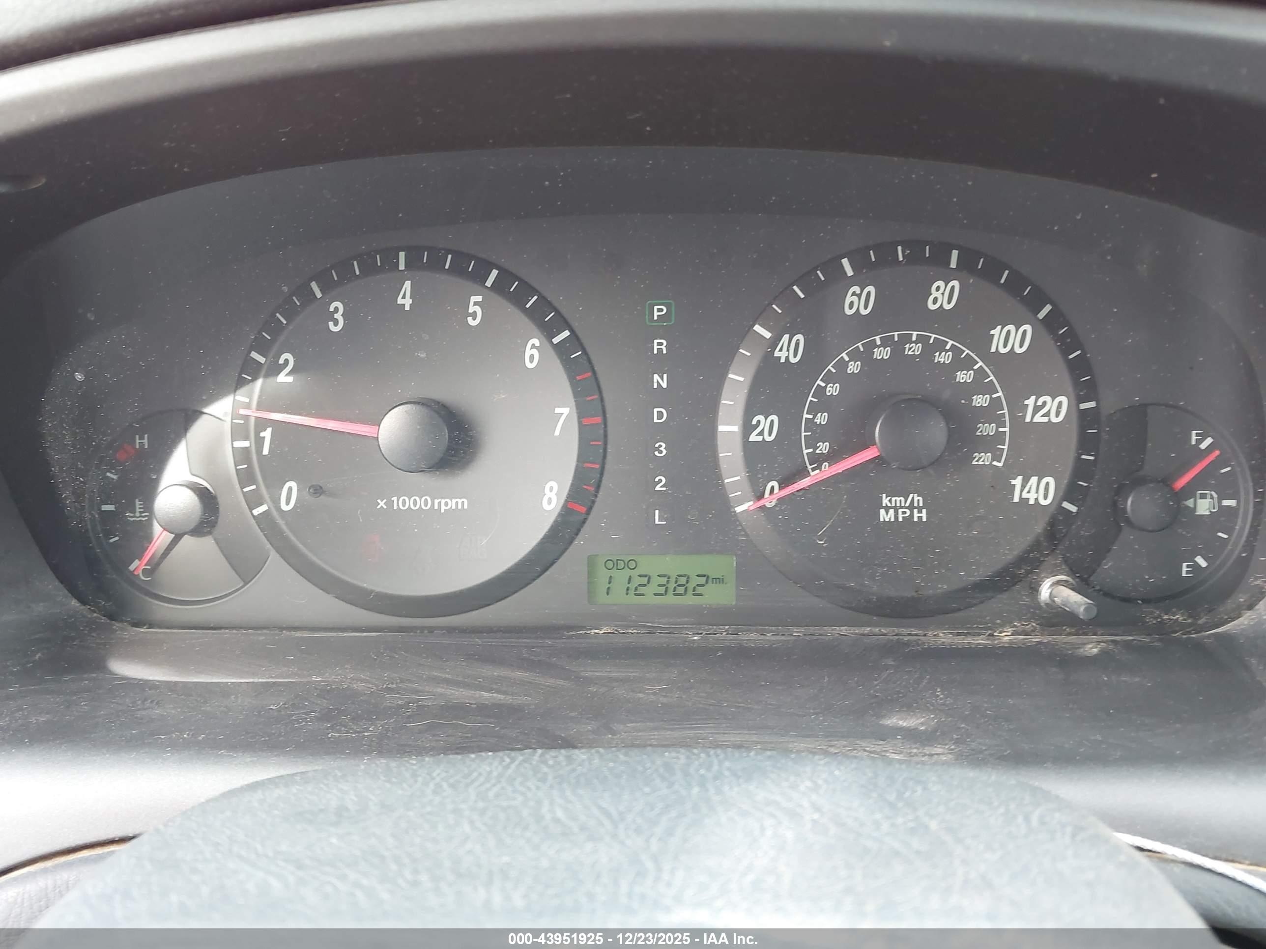 HYUNDAI ELANTRA image 7
