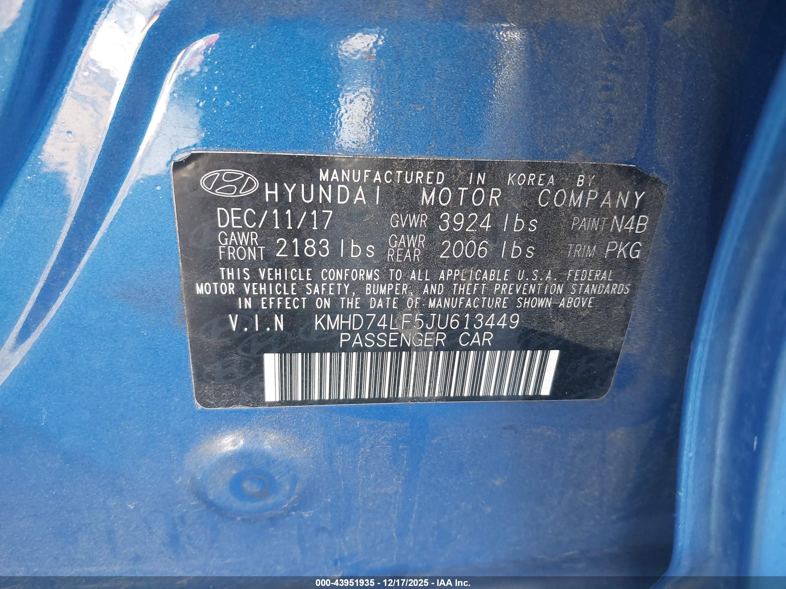 HYUNDAI ELANTRA image 9
