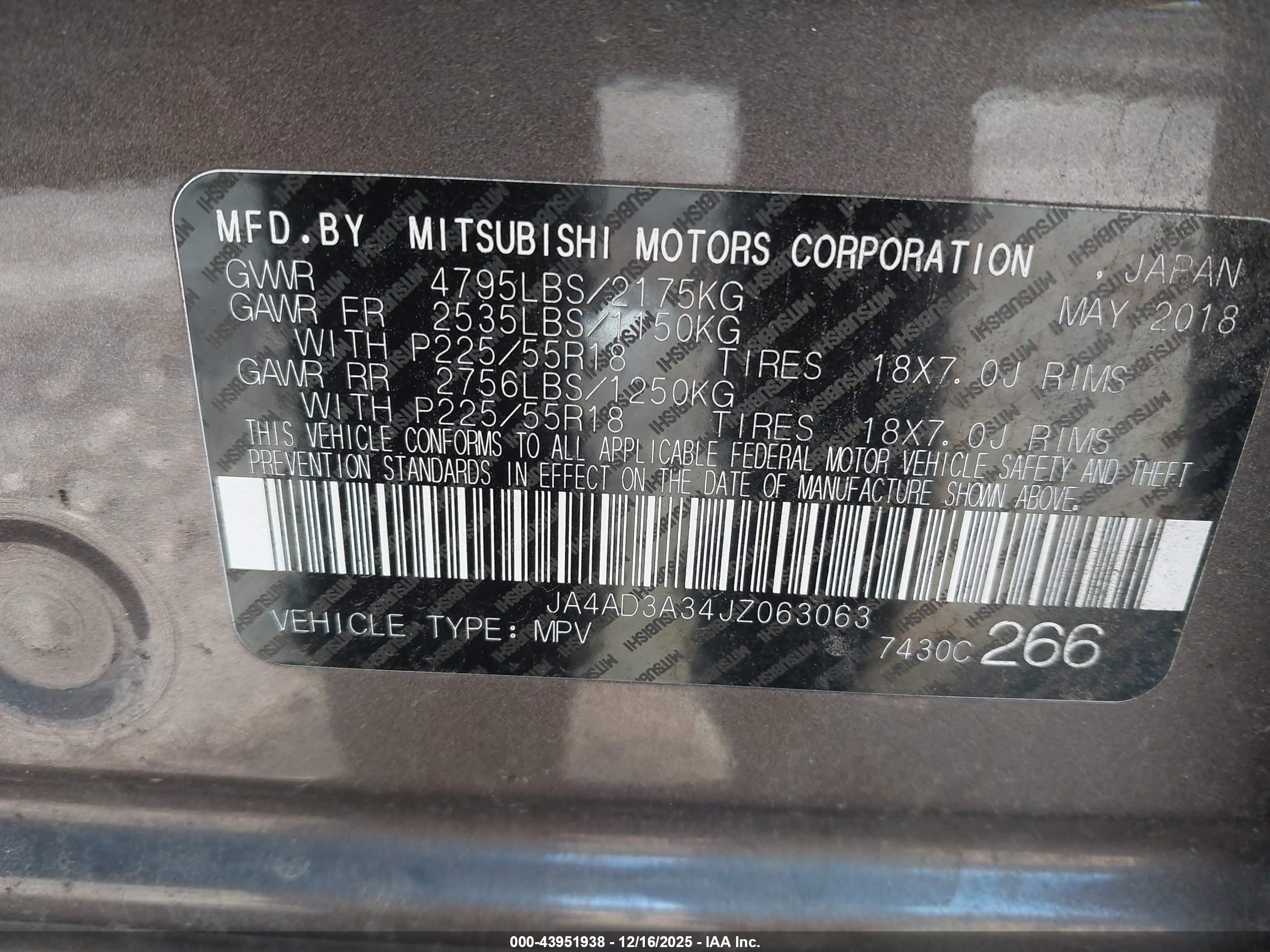 MITSUBISHI OUTLANDER image 9