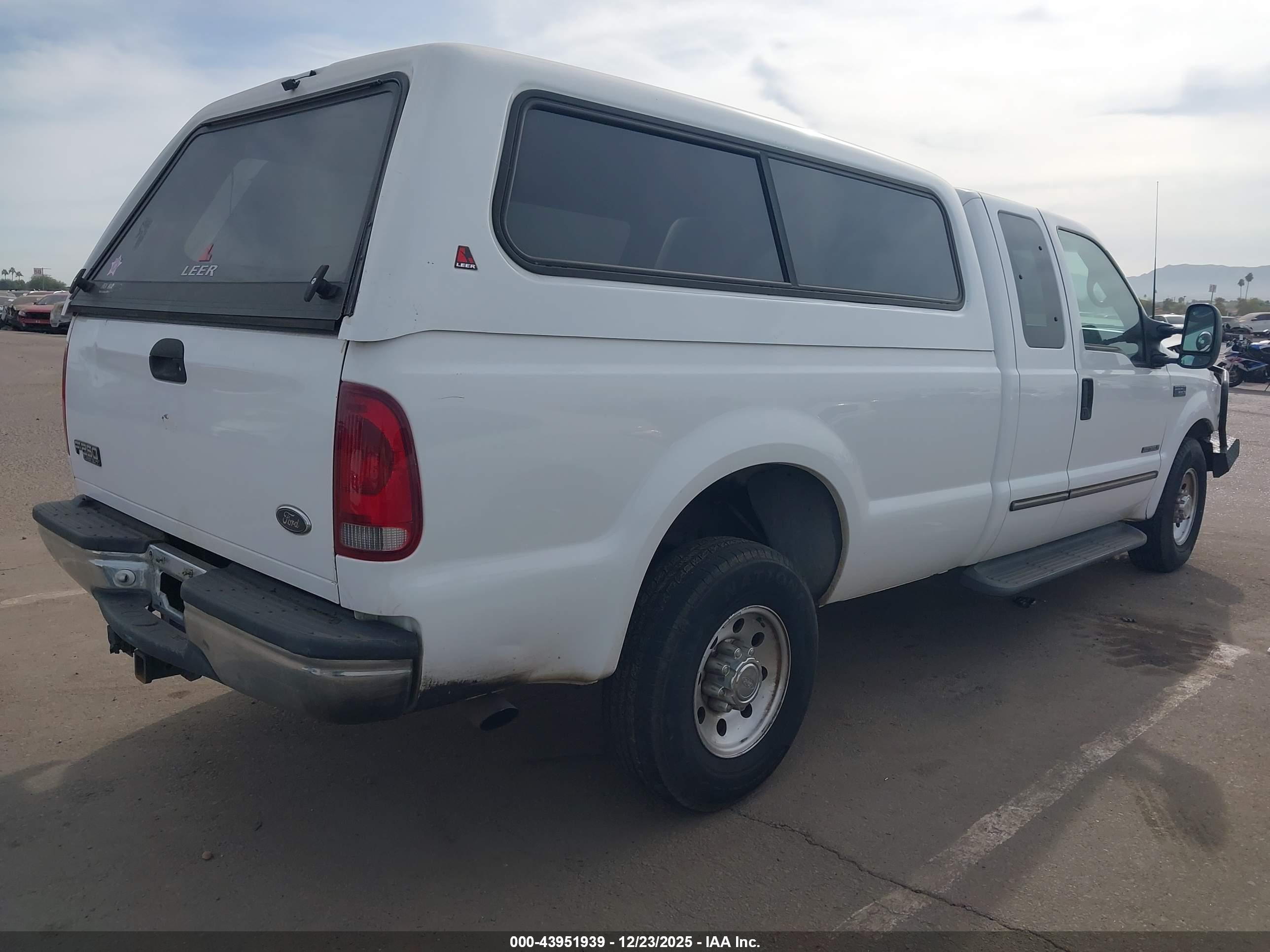 FORD F-250 image 4