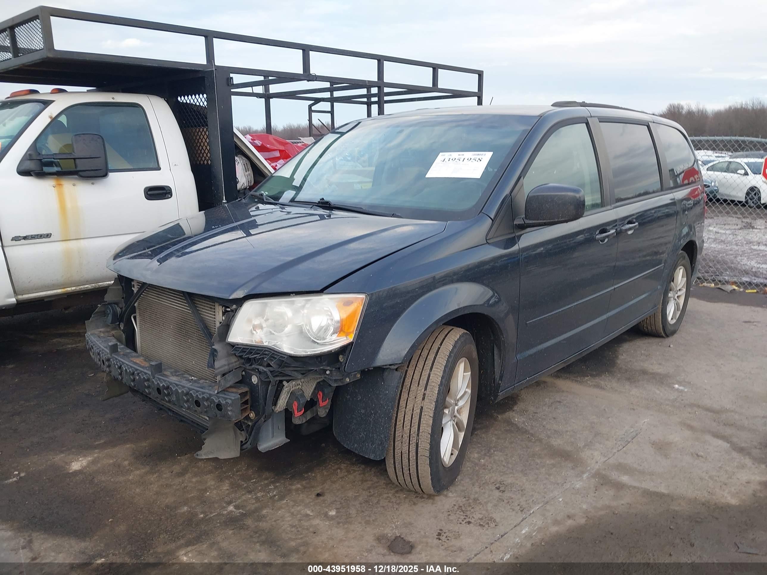 DODGE GRAND image 2