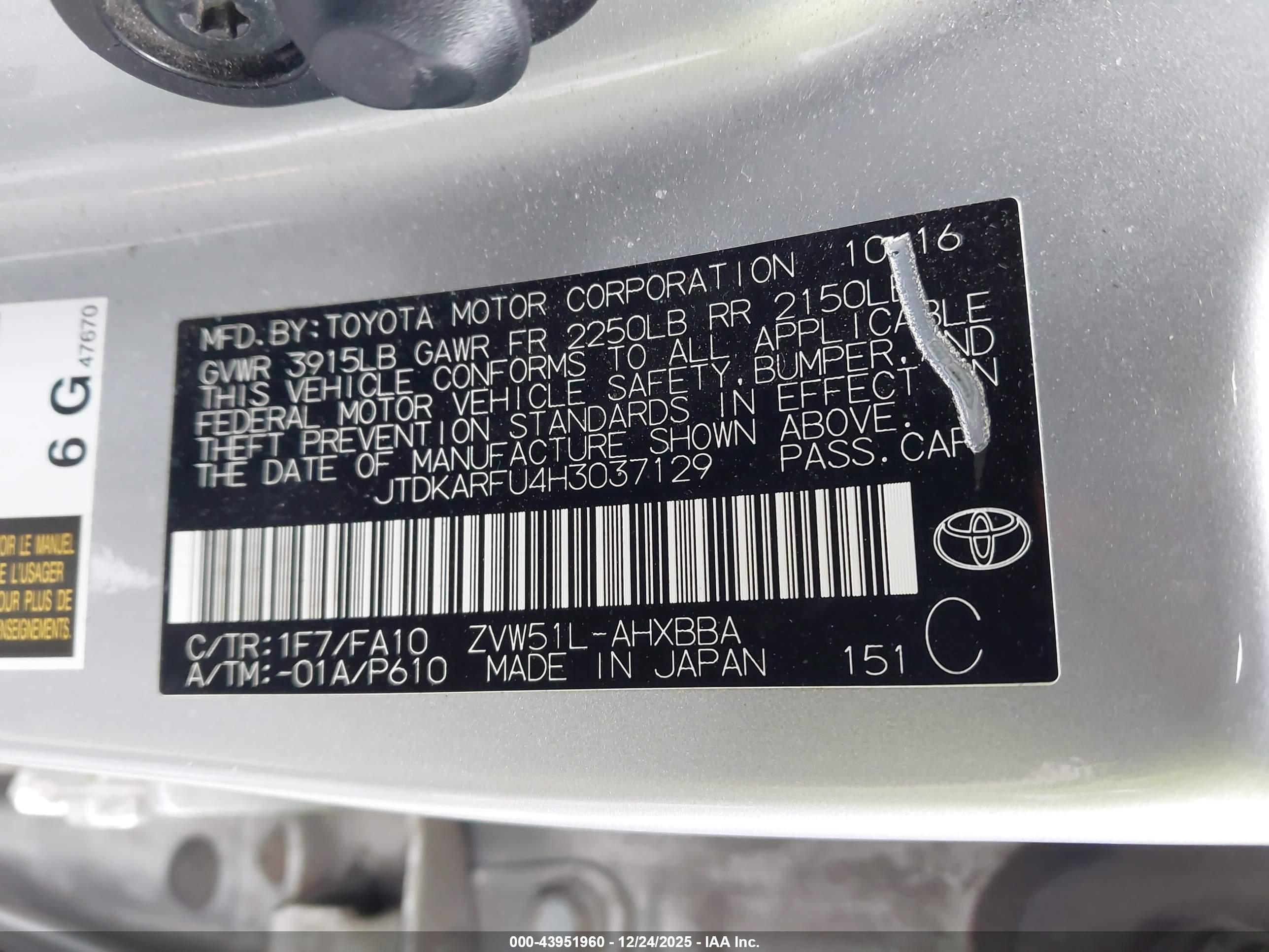TOYOTA PRIUS image 9