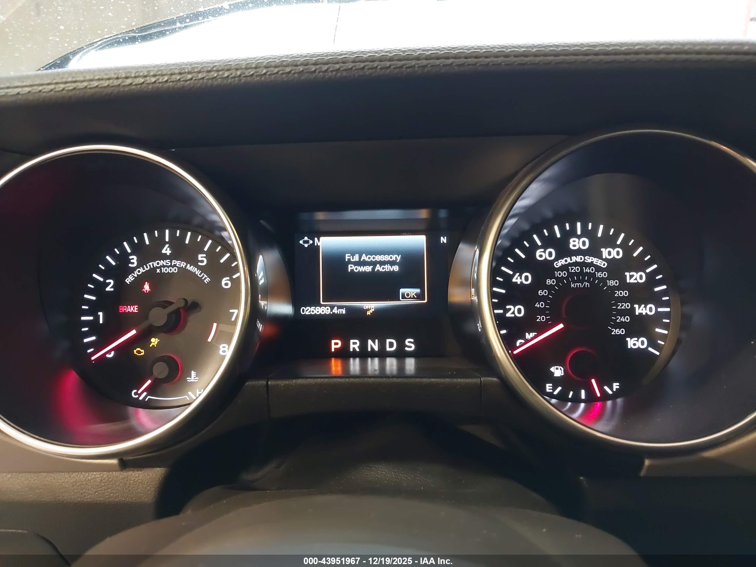 FORD MUSTANG image 7