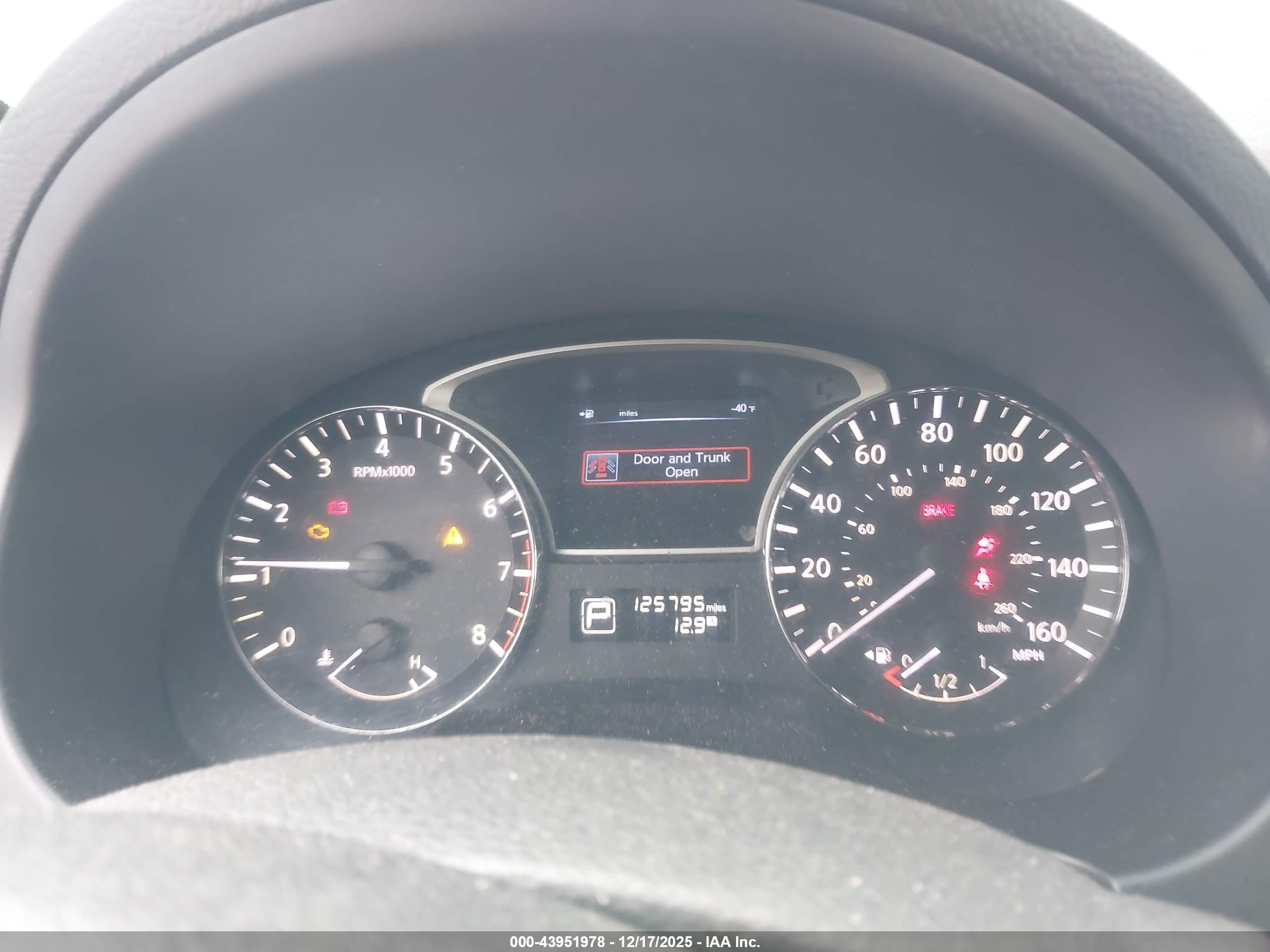 NISSAN ALTIMA image 7