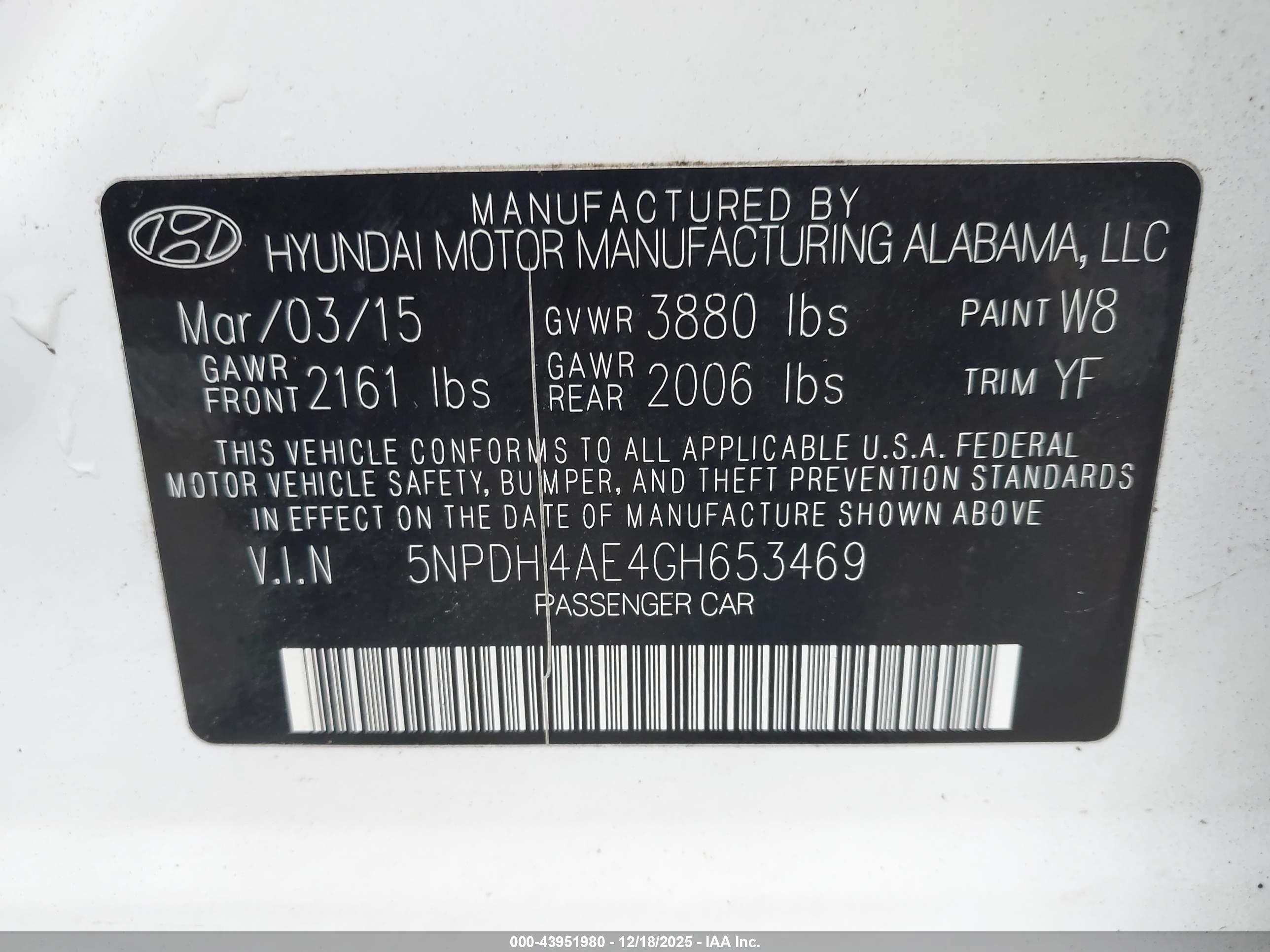 HYUNDAI ELANTRA image 9