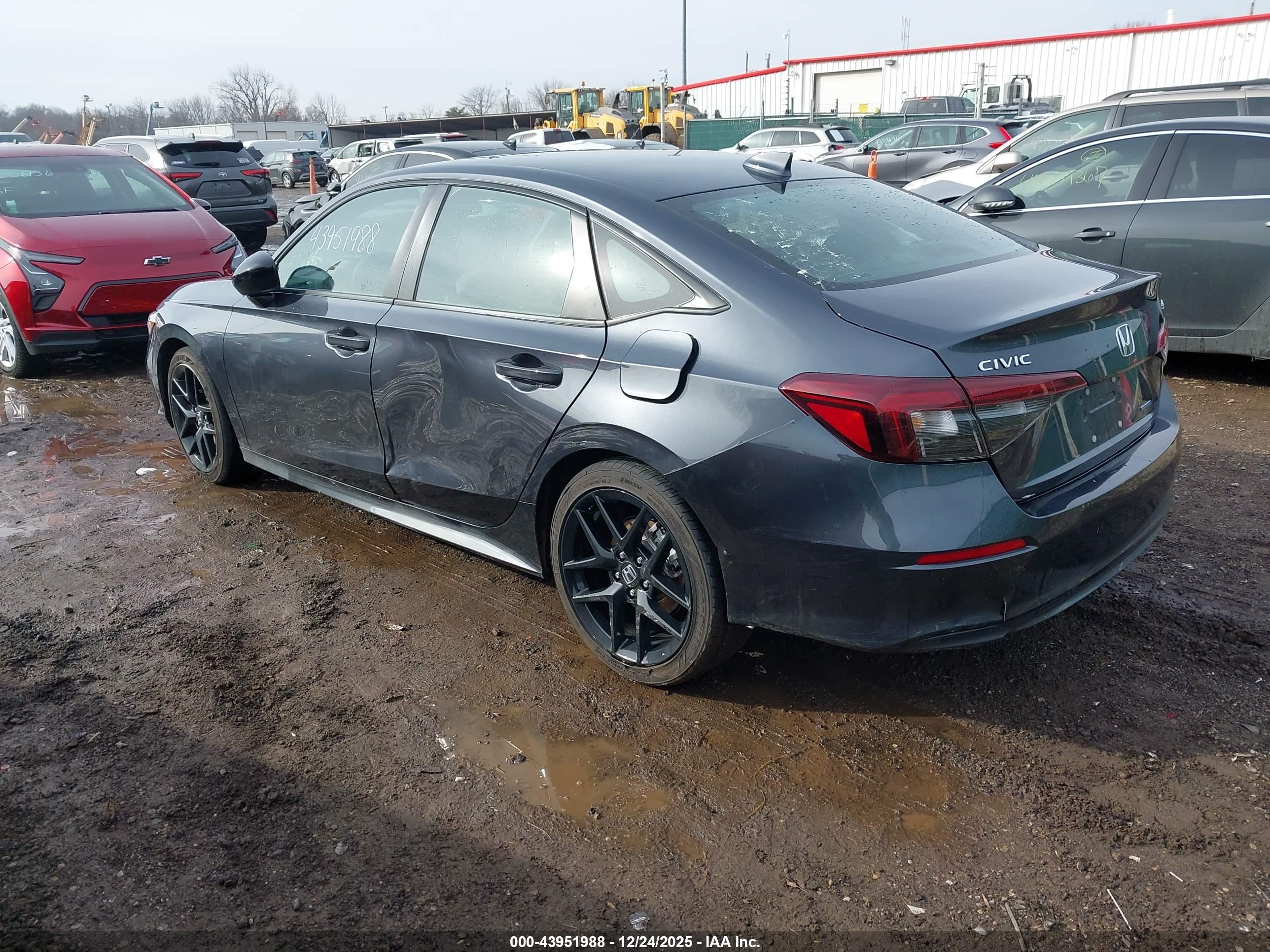 HONDA CIVIC image 3