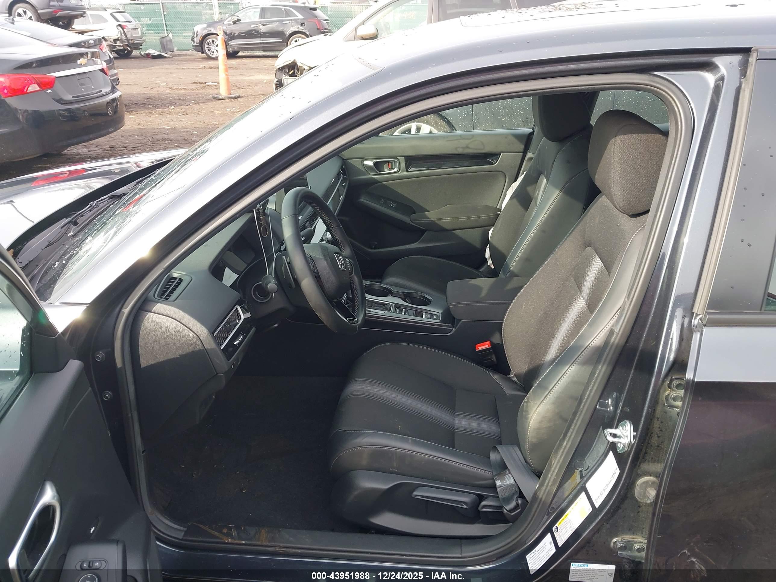HONDA CIVIC image 5
