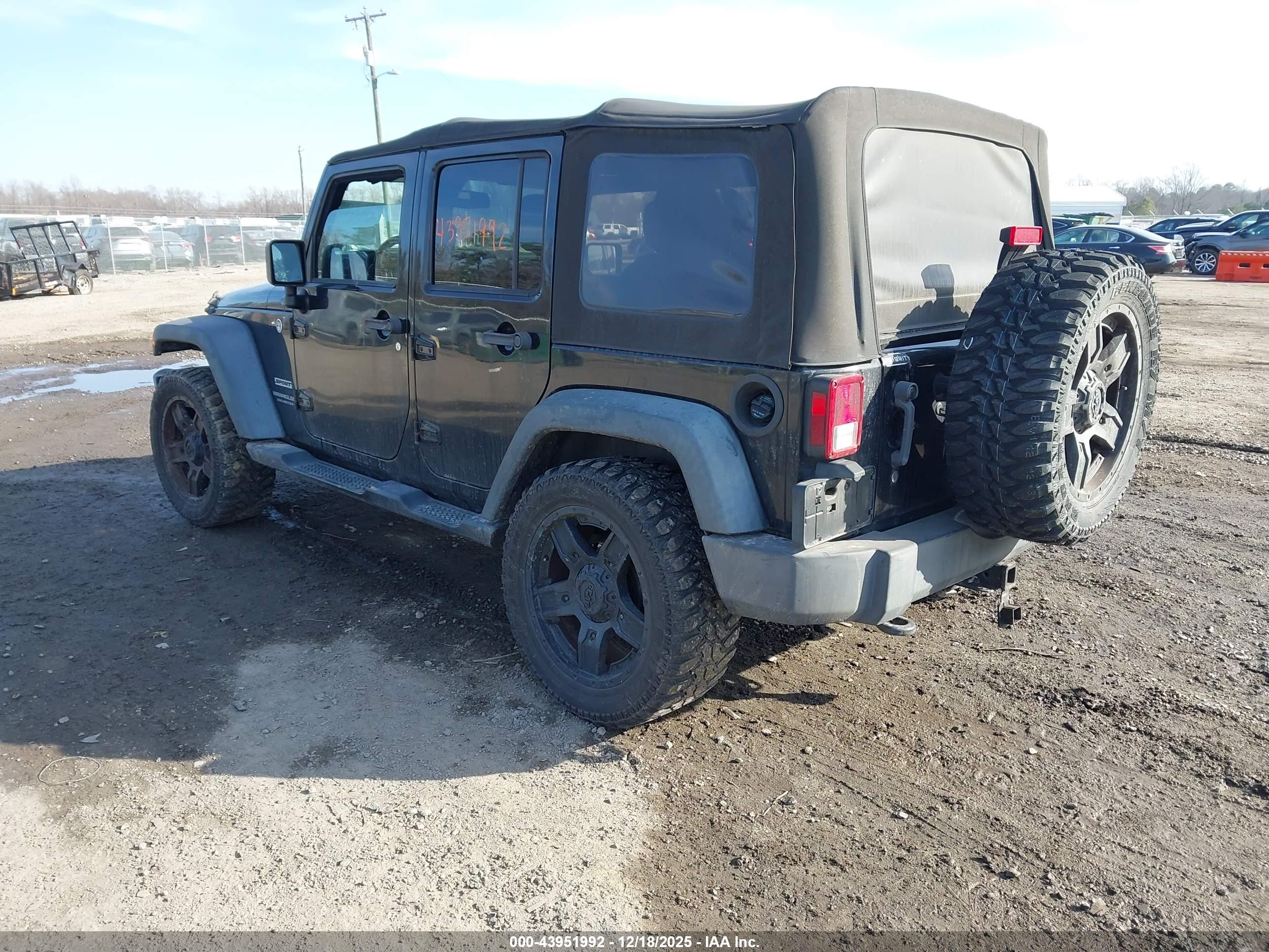 JEEP WRANGLER image 3