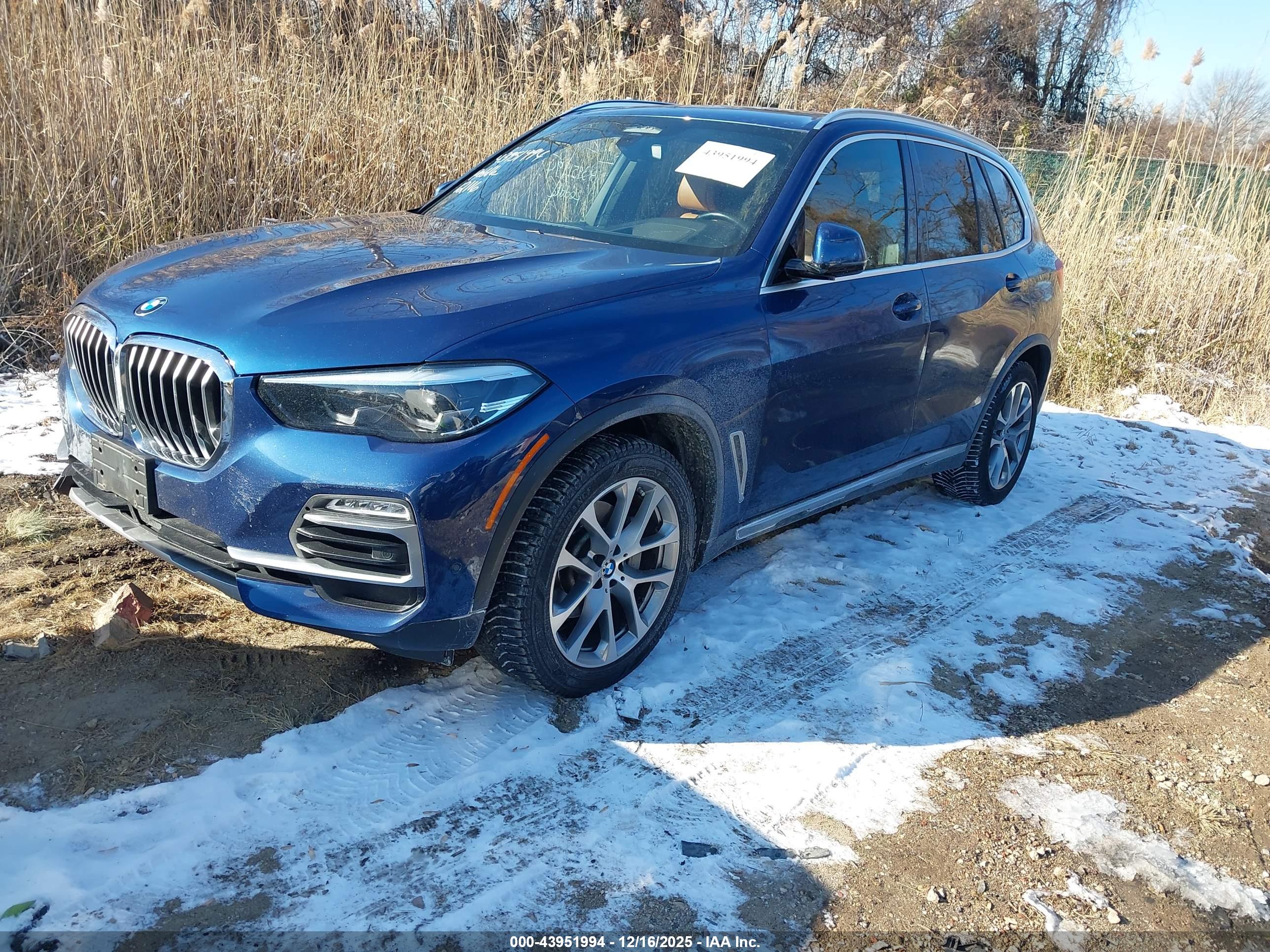 BMW X5 image 2