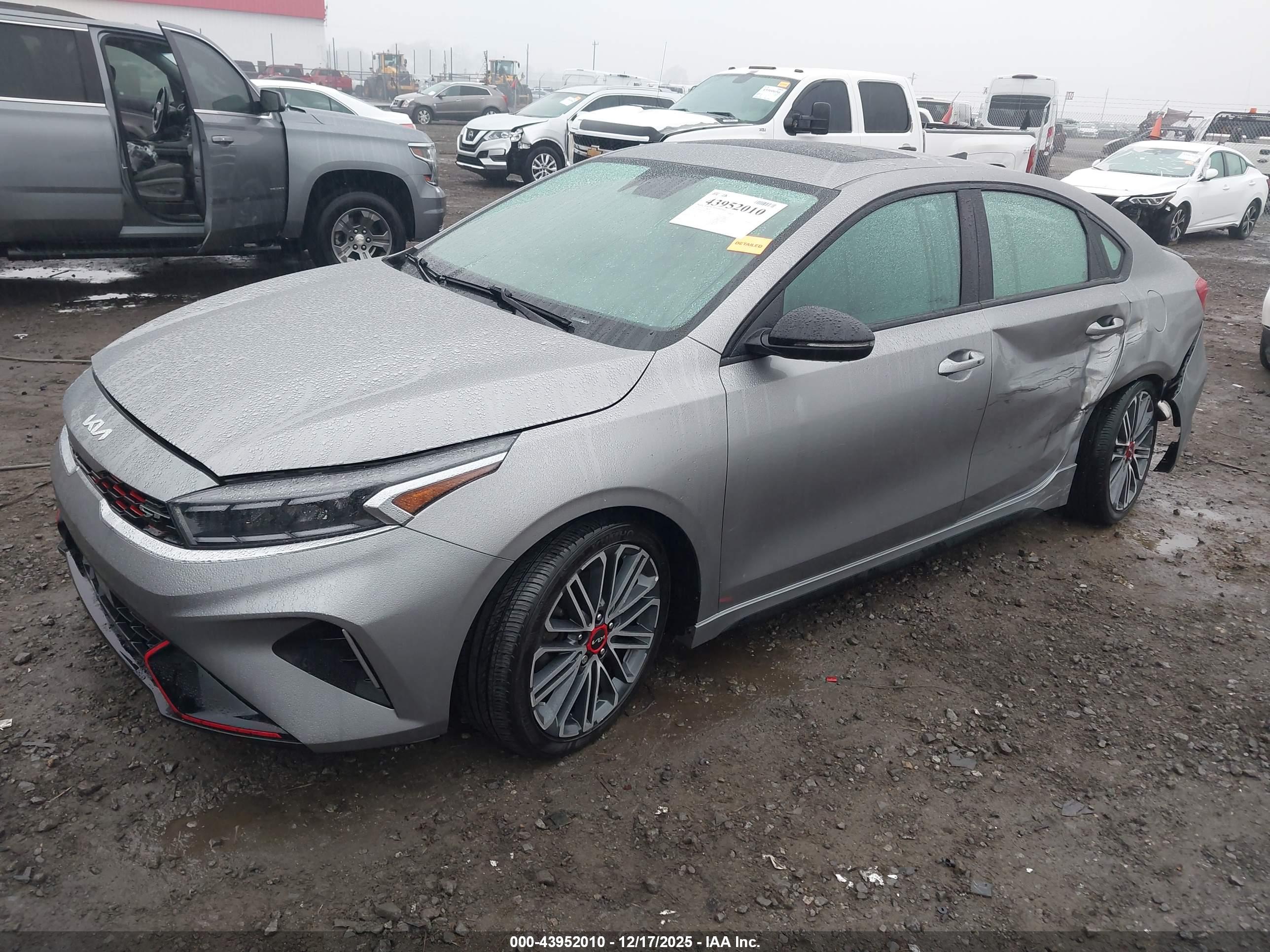 KIA FORTE image 2