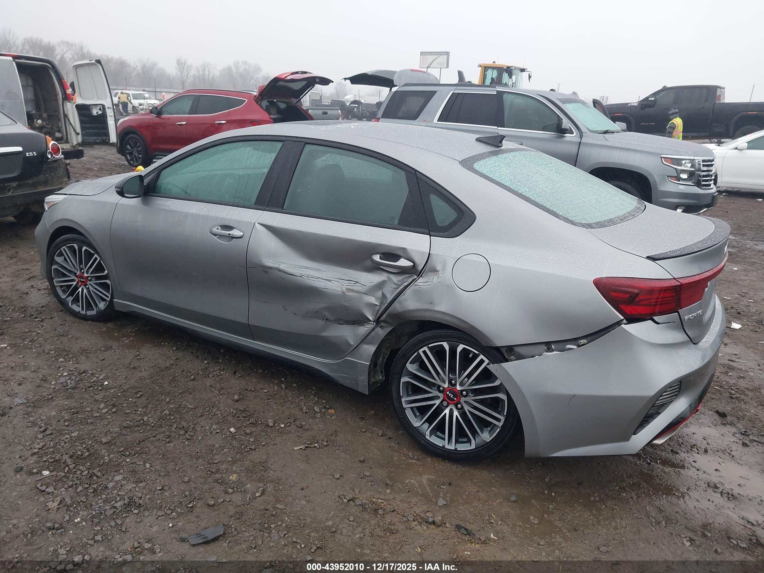 KIA FORTE image 3