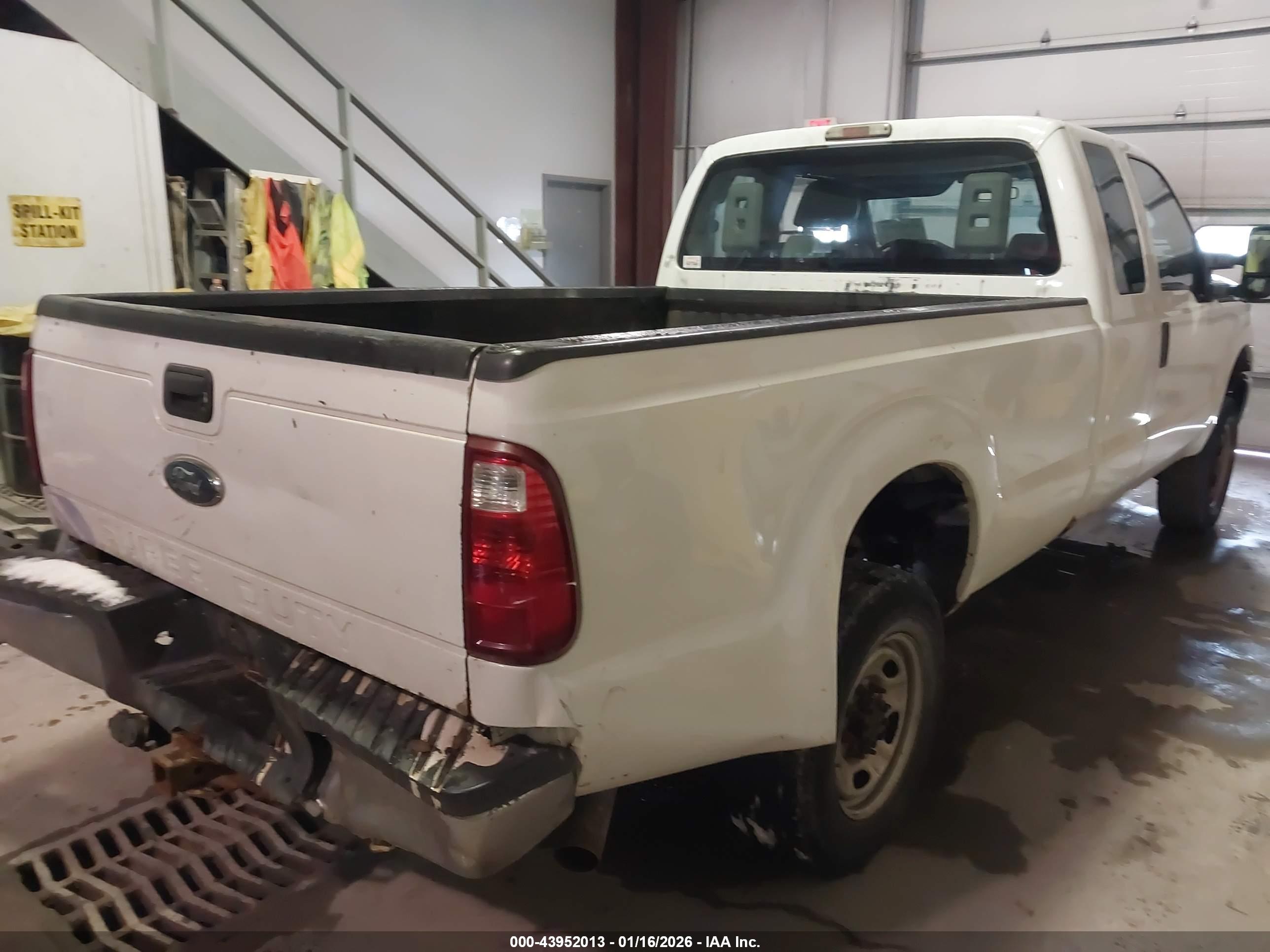 FORD F-250 image 4