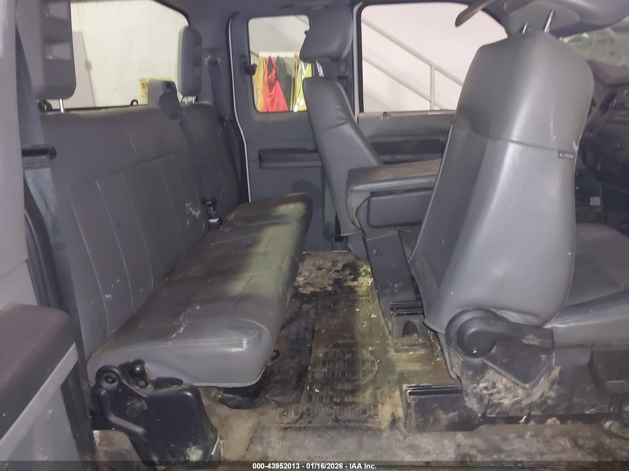 FORD F-250 image 8