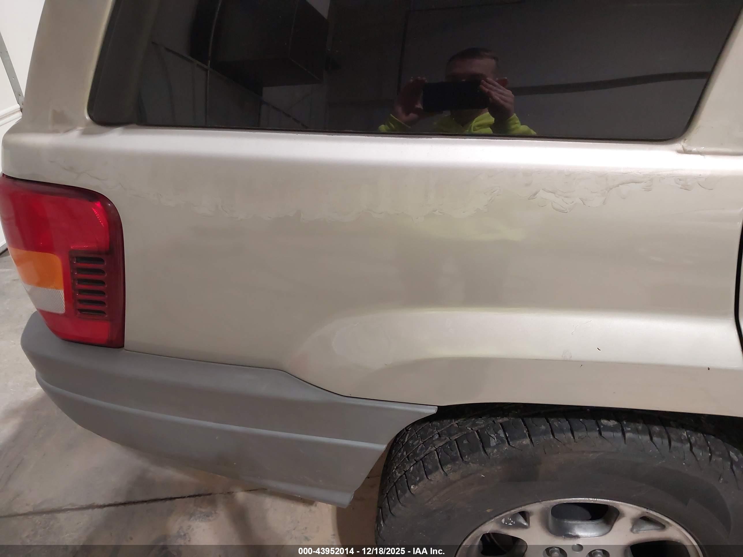 JEEP GRAND image 6