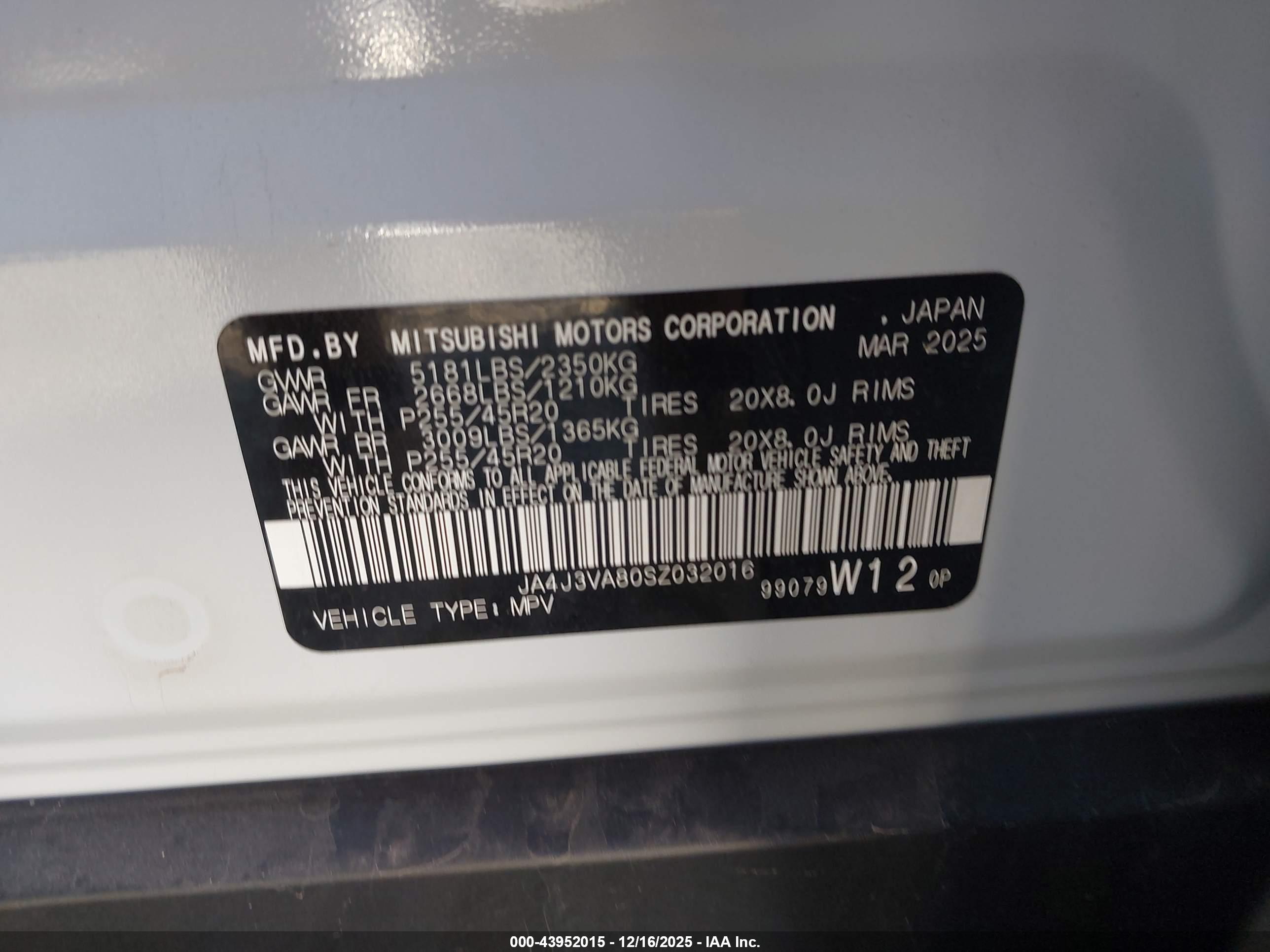 MITSUBISHI OUTLANDER image 9