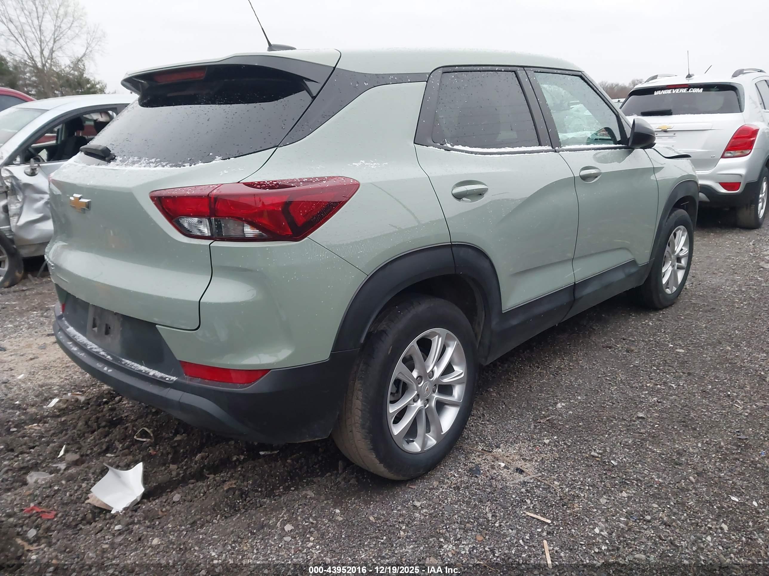 CHEVROLET TRAILBLAZER image 4
