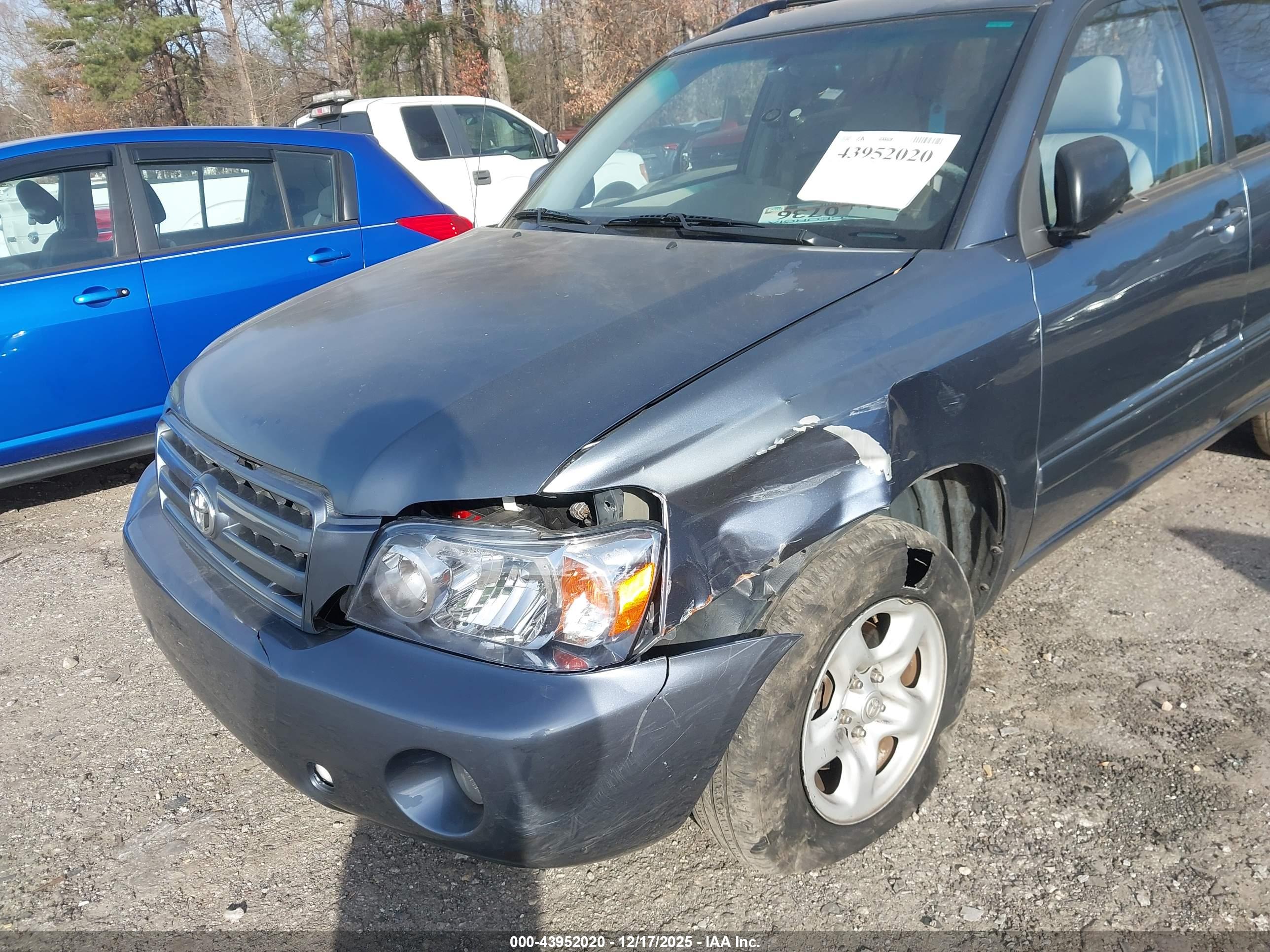 TOYOTA HIGHLANDER image 6