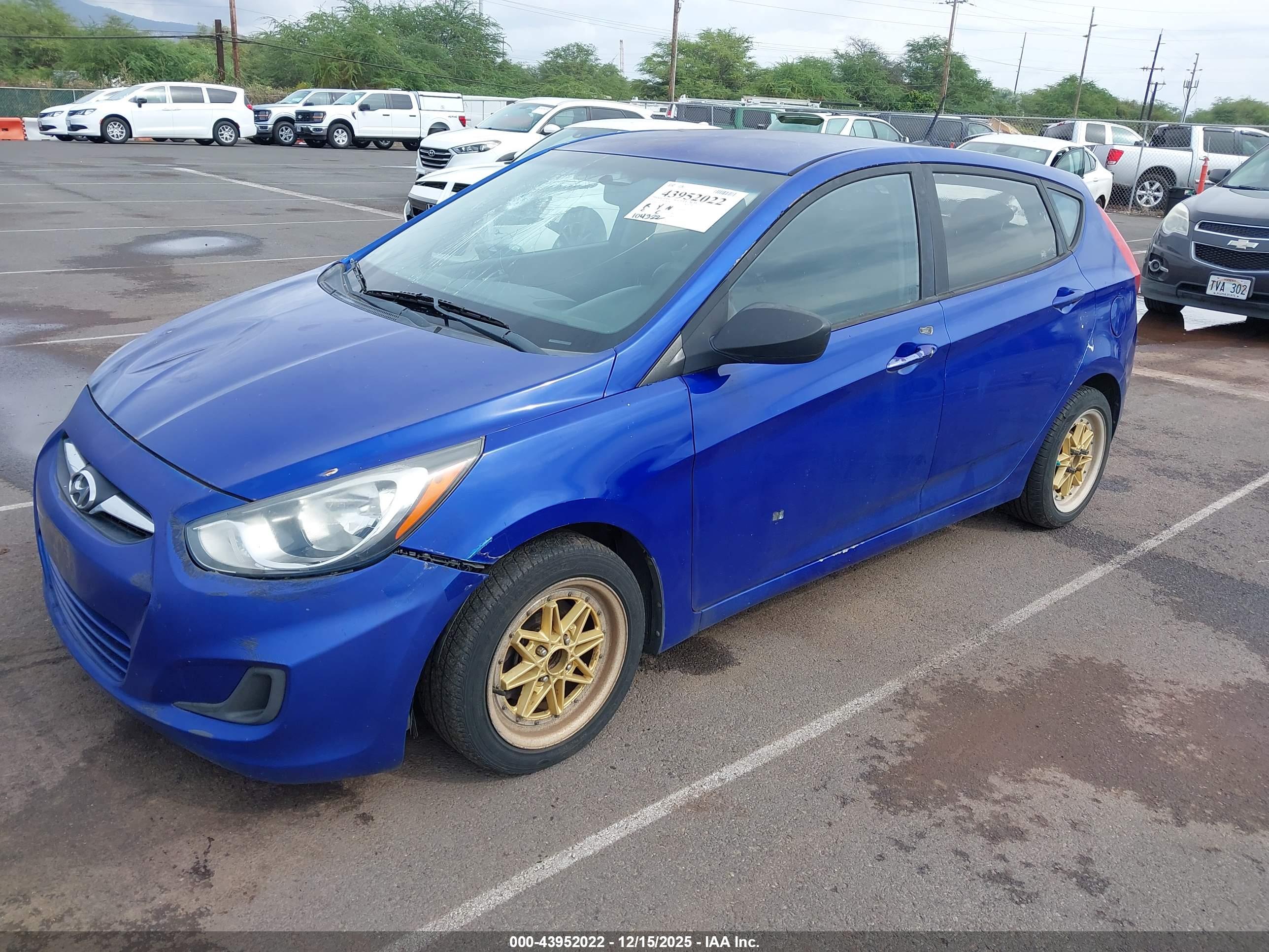 HYUNDAI ACCENT image 2