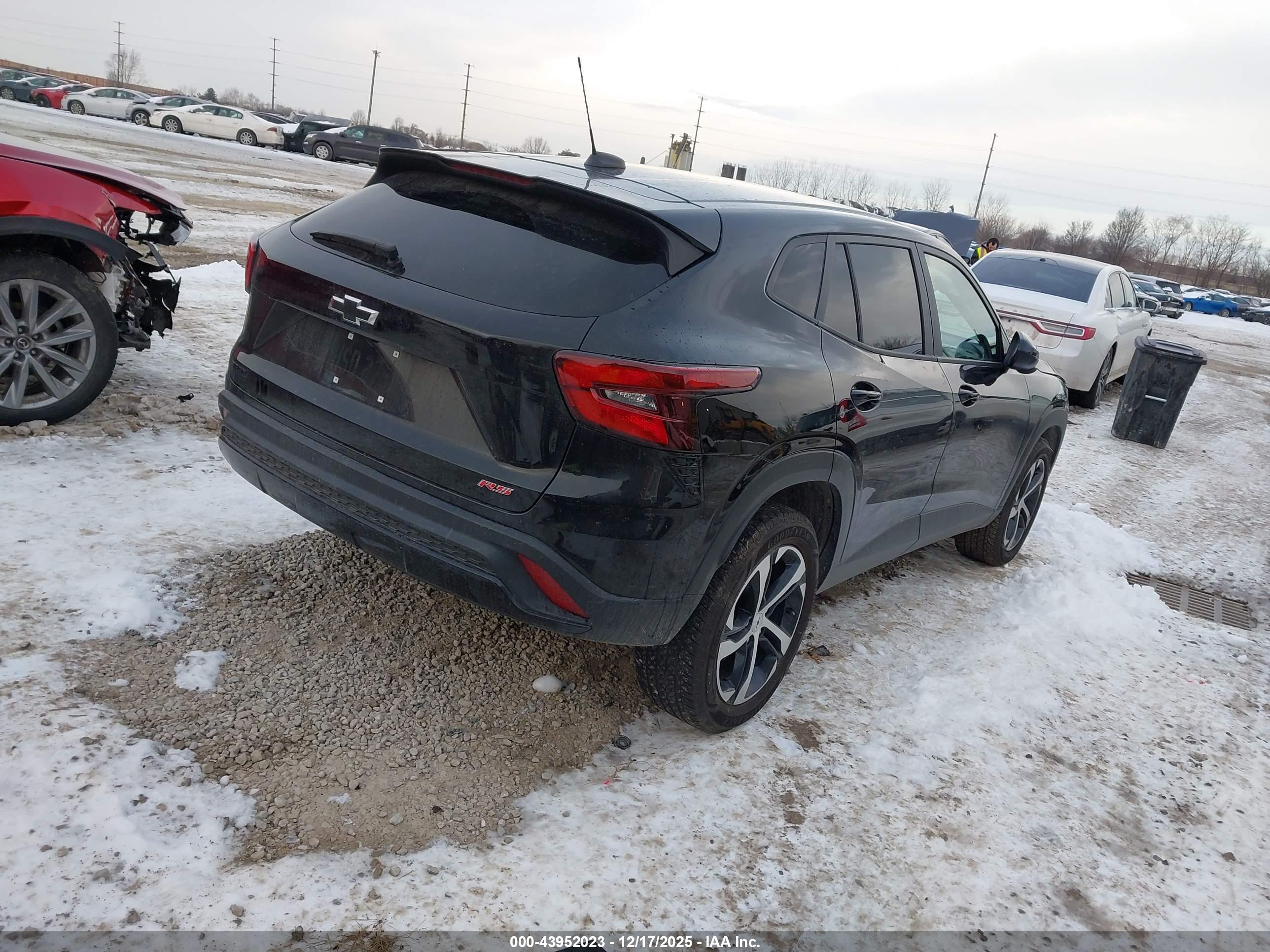 CHEVROLET TRAX image 4