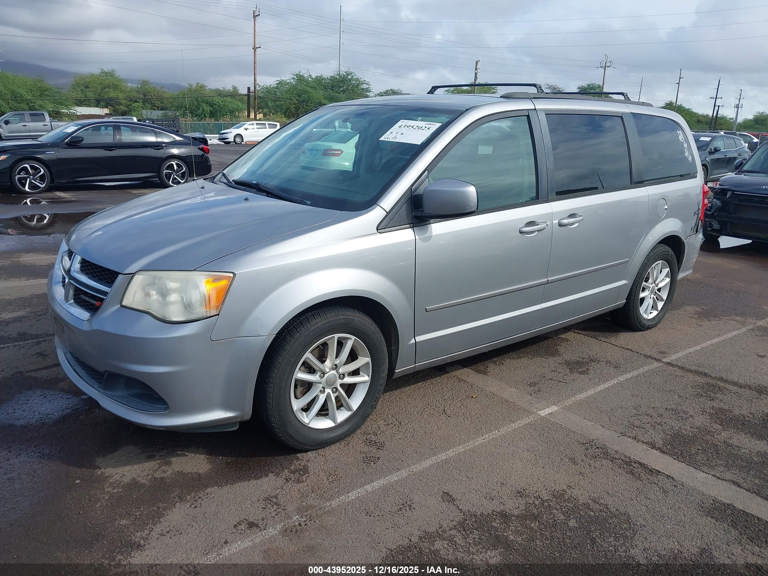 DODGE GRAND image 2