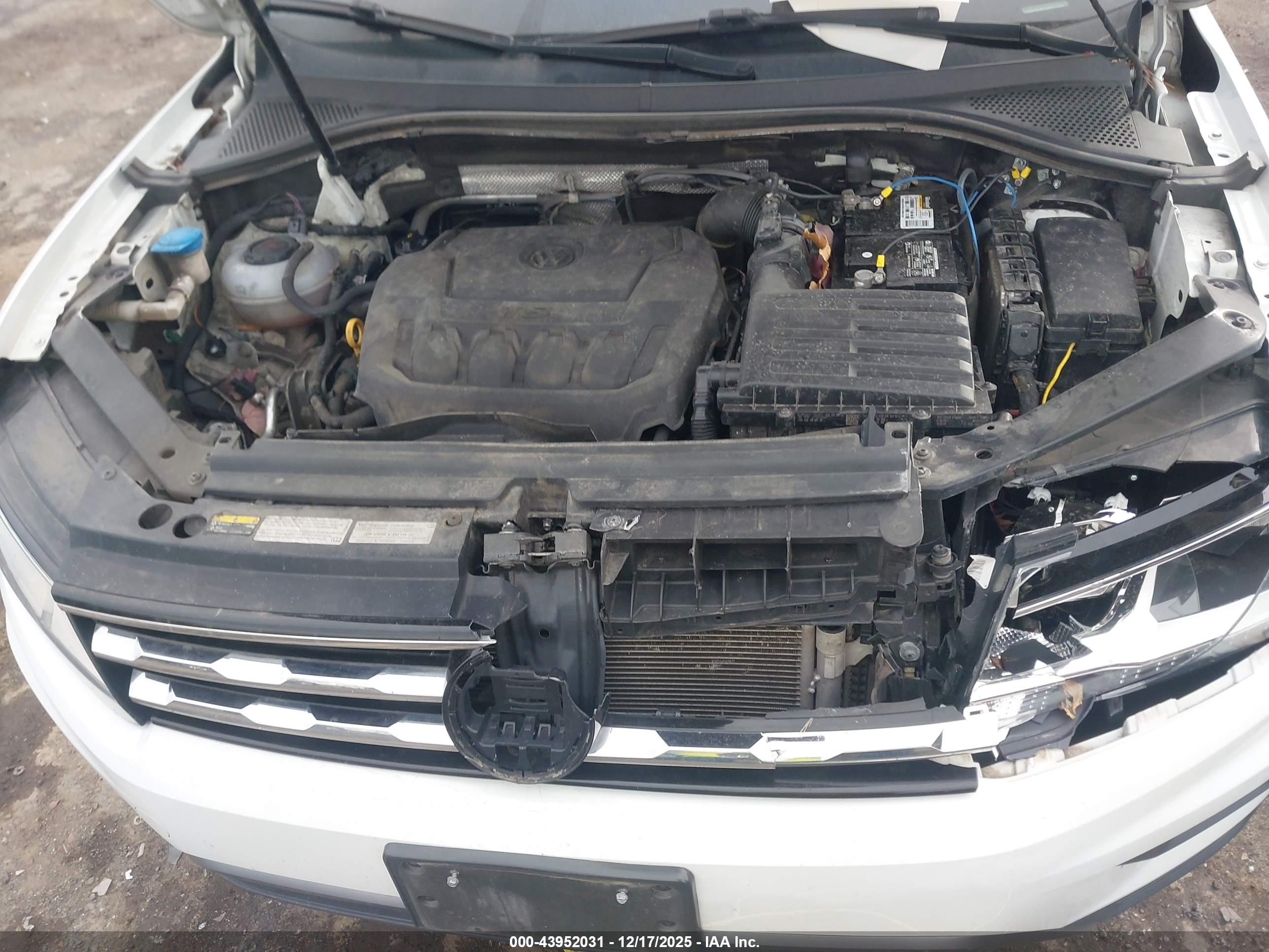 VOLKSWAGEN TIGUAN image 10