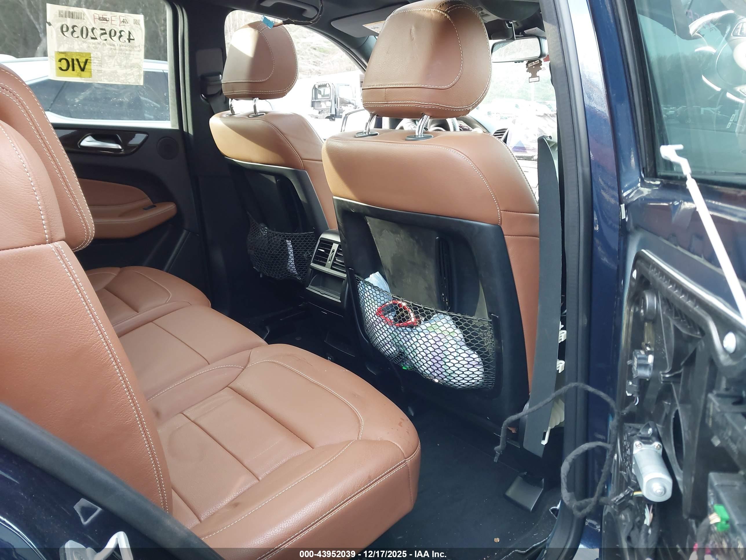 MERCEDES-BENZ GLE image 8