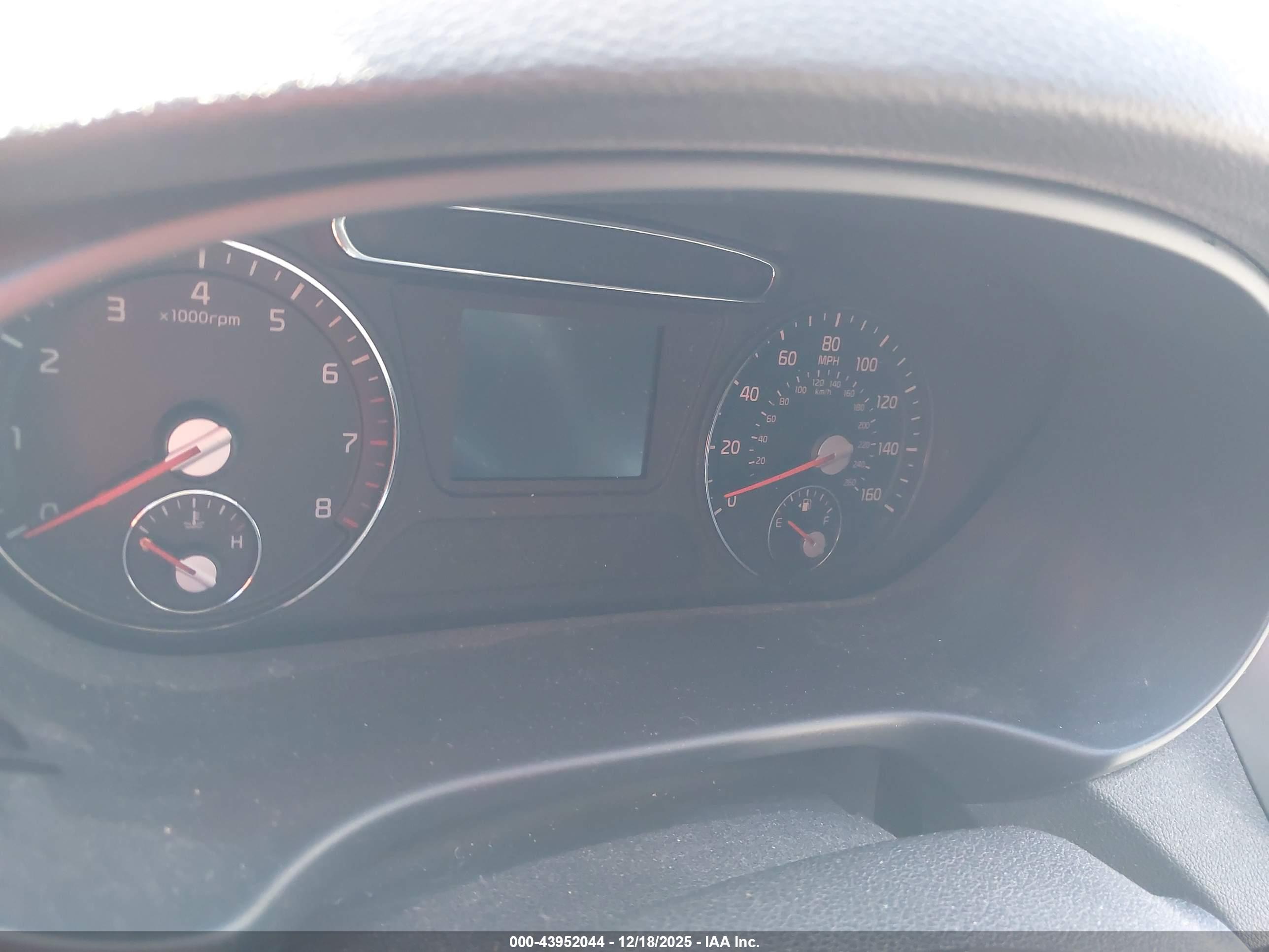 KIA SORENTO image 7