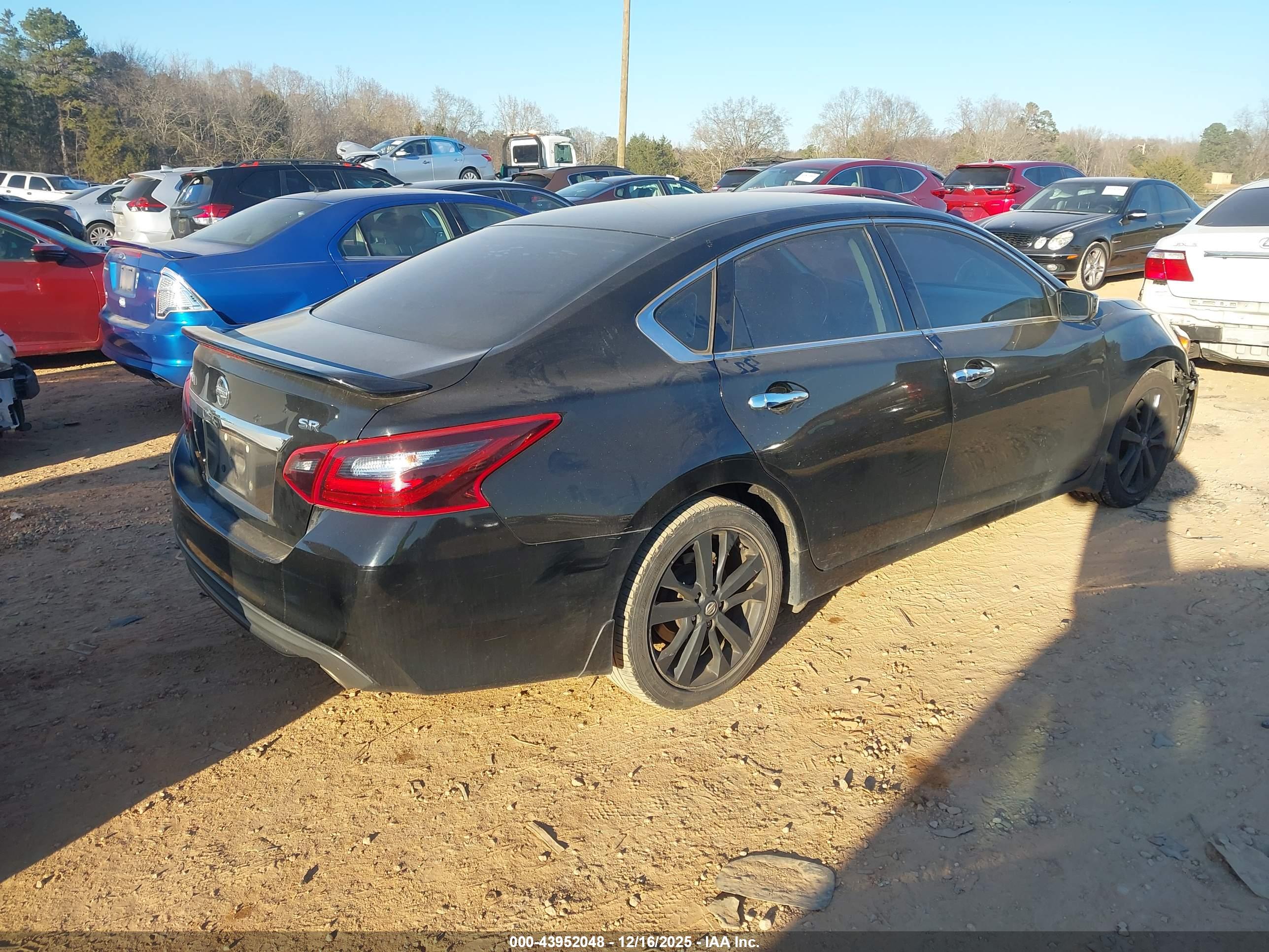 NISSAN ALTIMA image 4