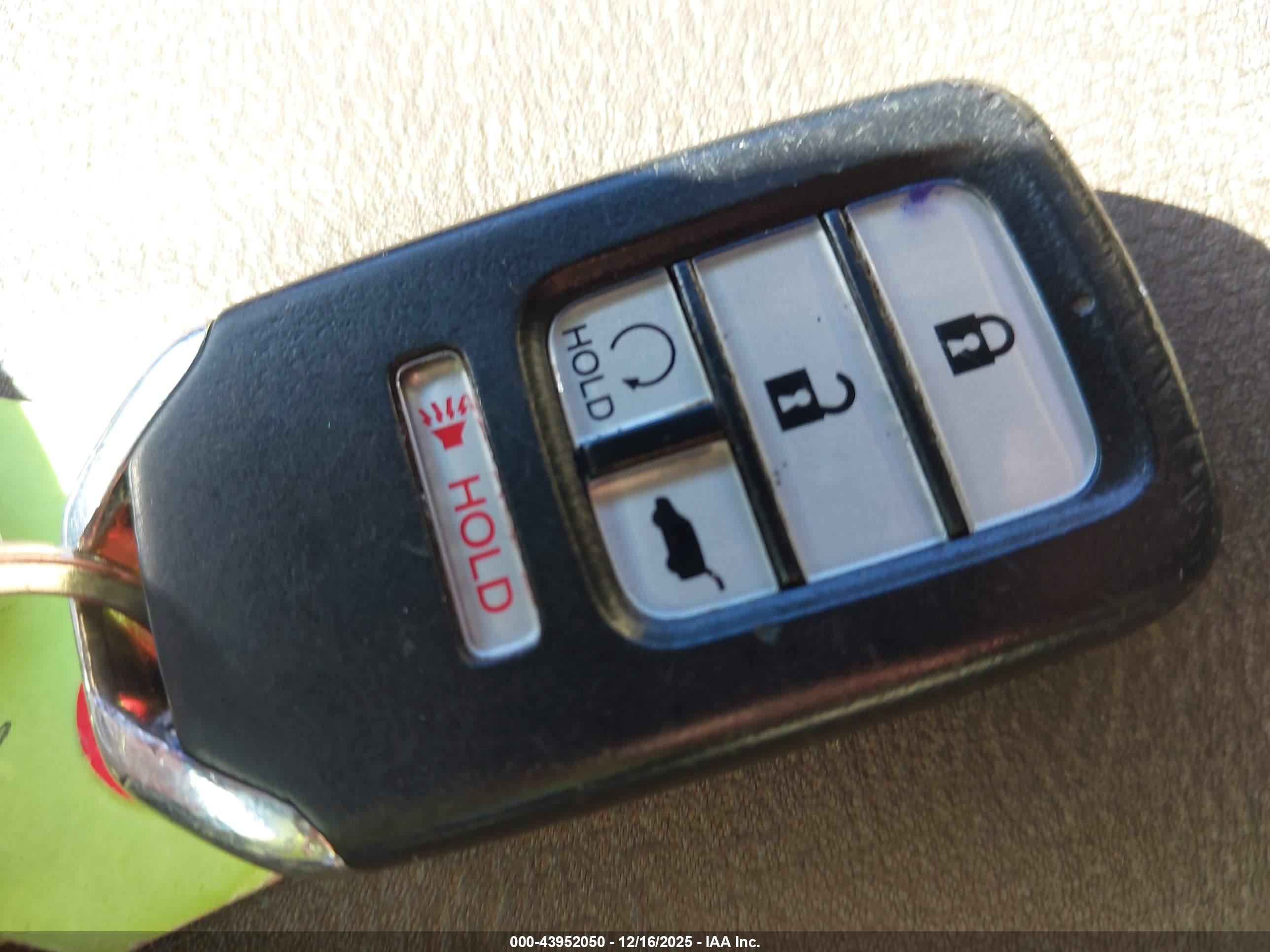 HONDA CR-V image 11