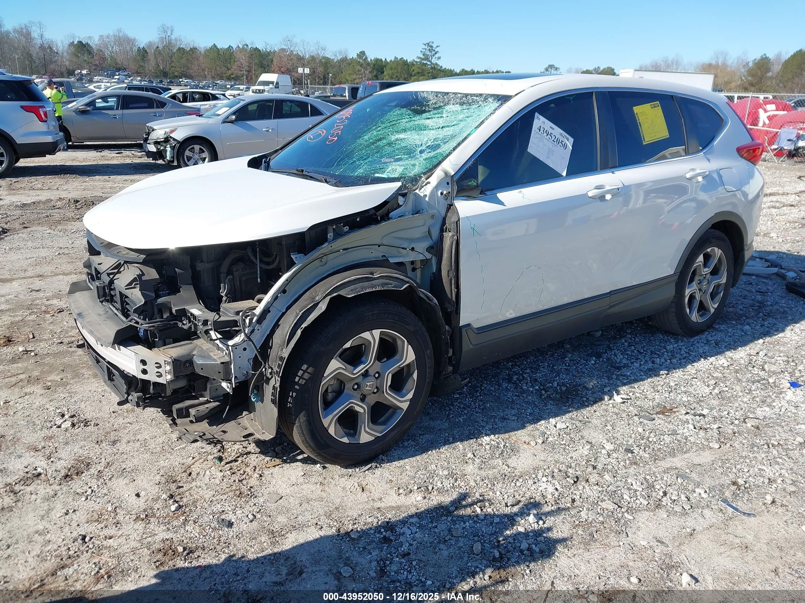 HONDA CR-V image 2