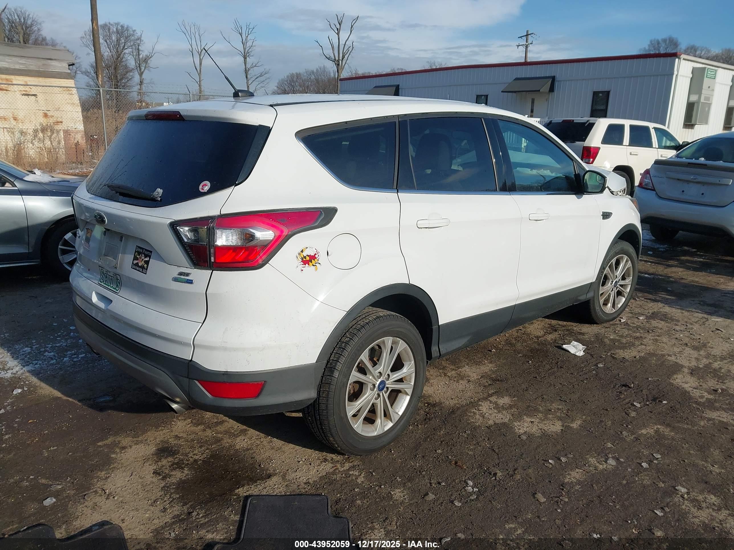 FORD ESCAPE image 4
