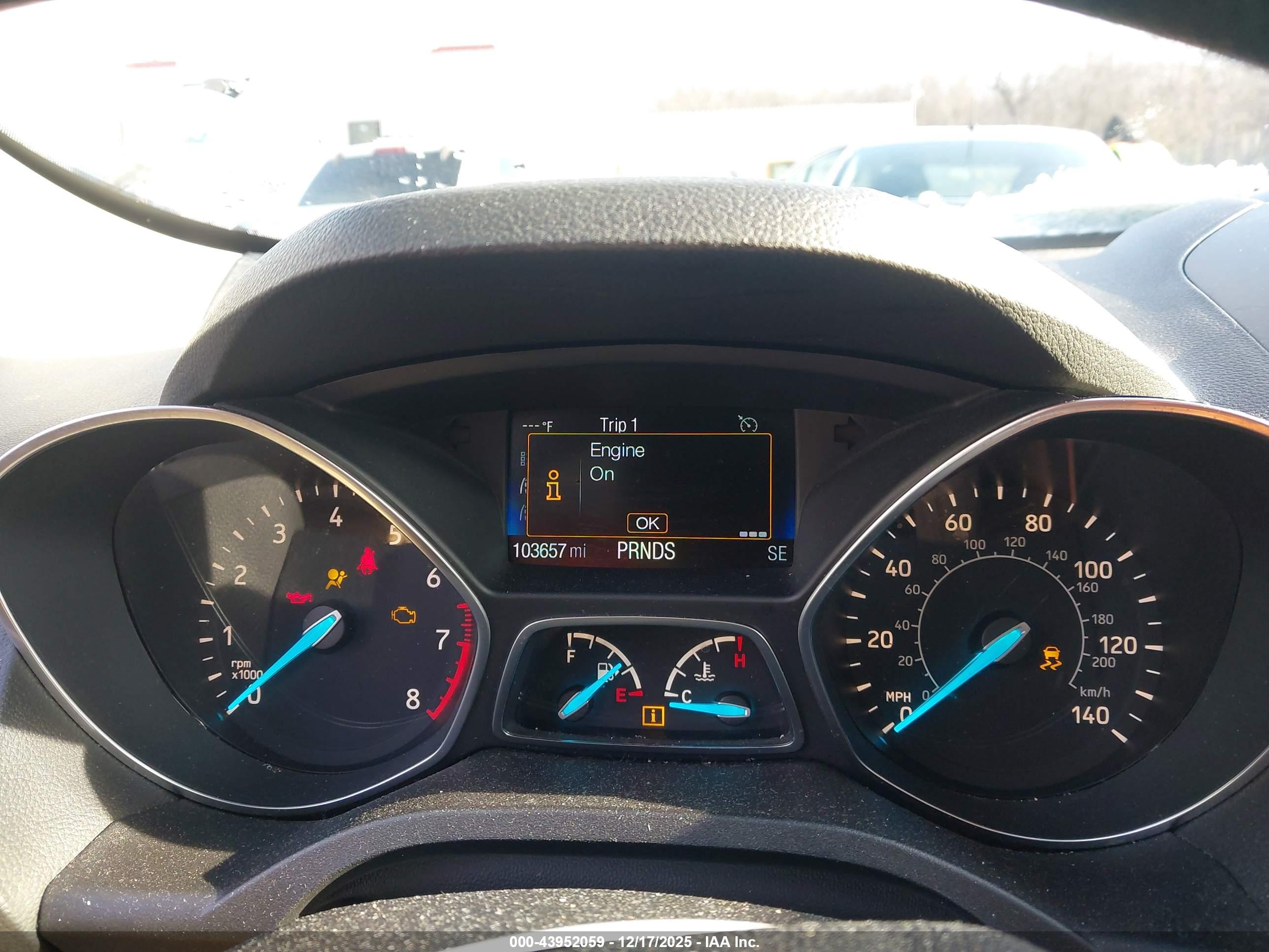 FORD ESCAPE image 7