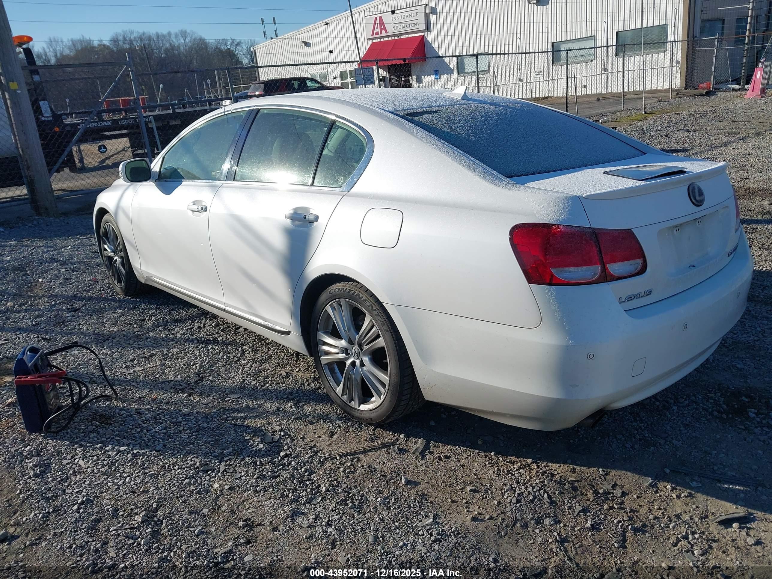 LEXUS GS image 3