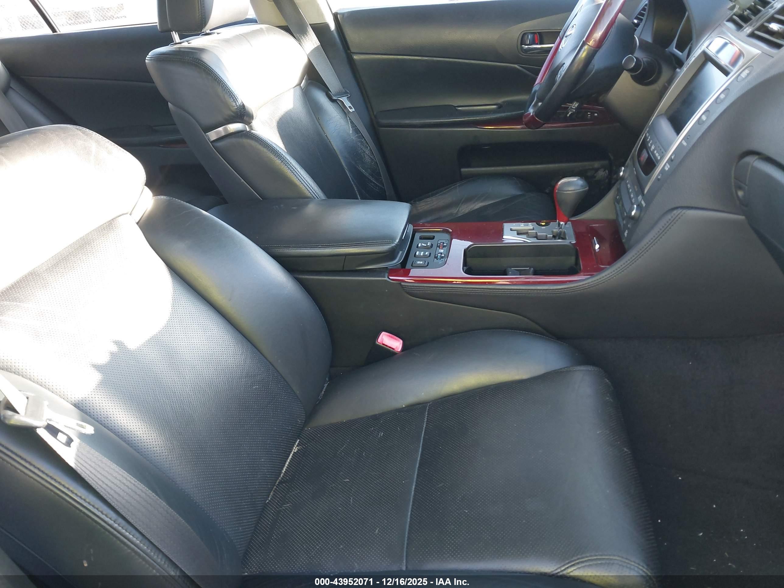 LEXUS GS image 5