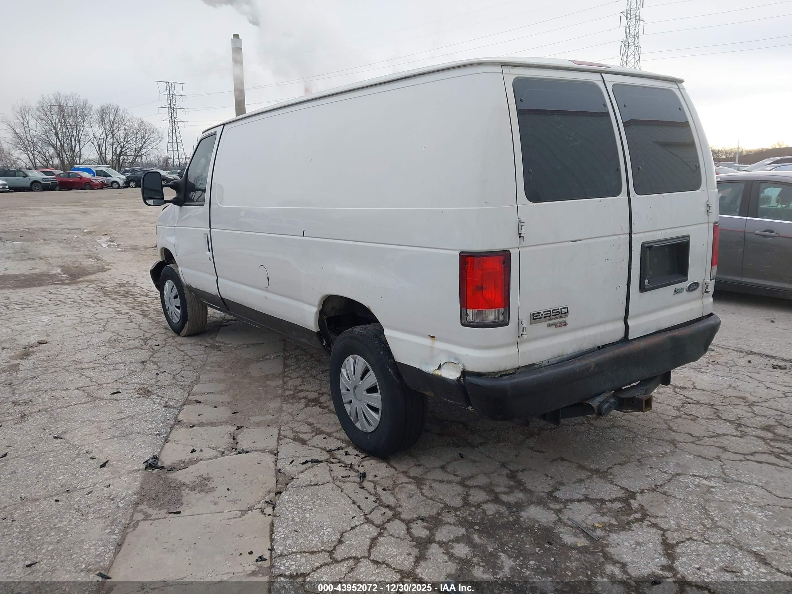 FORD E-350 image 3