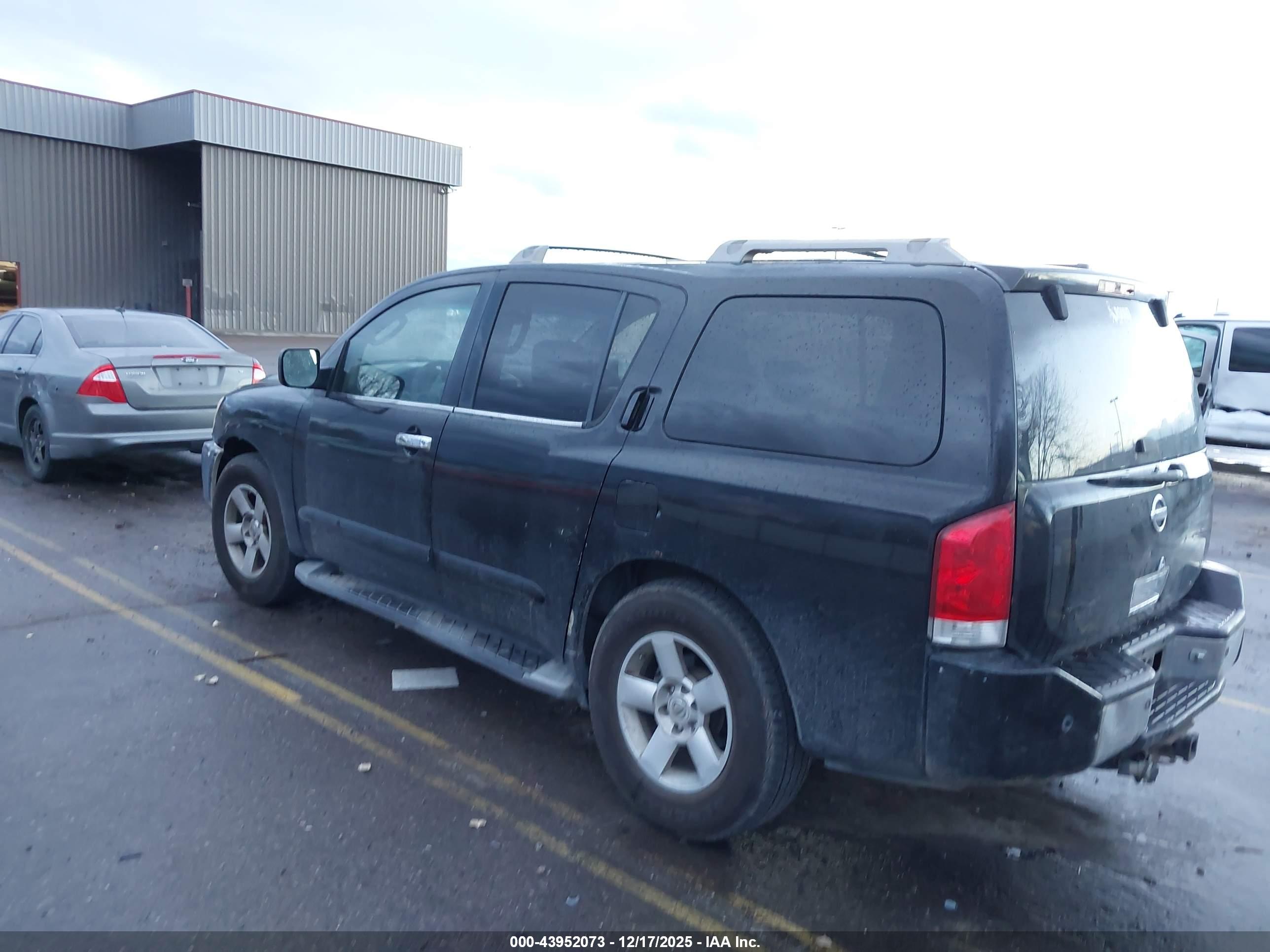 NISSAN PATHFINDER image 3