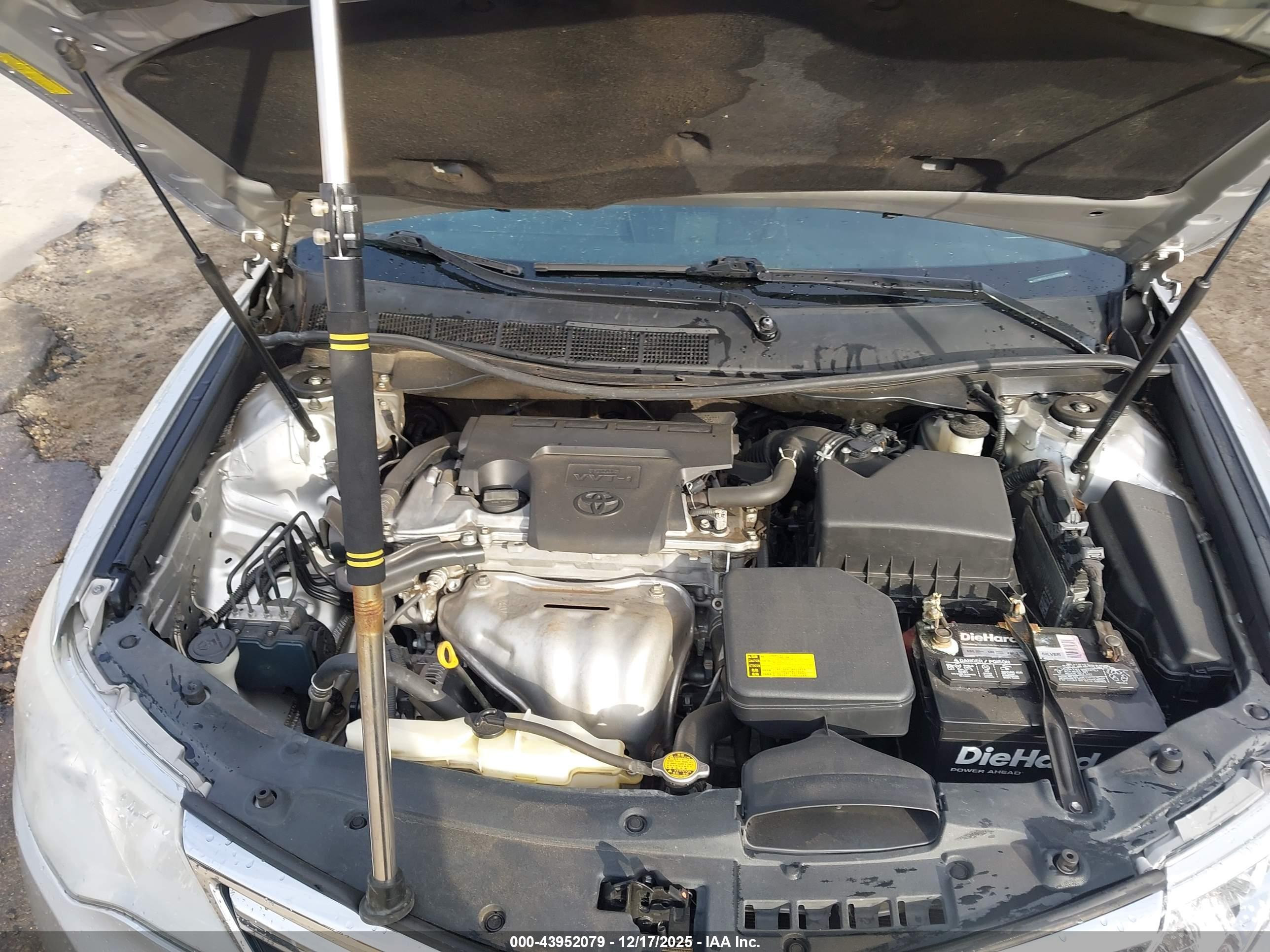 TOYOTA CAMRY image 10
