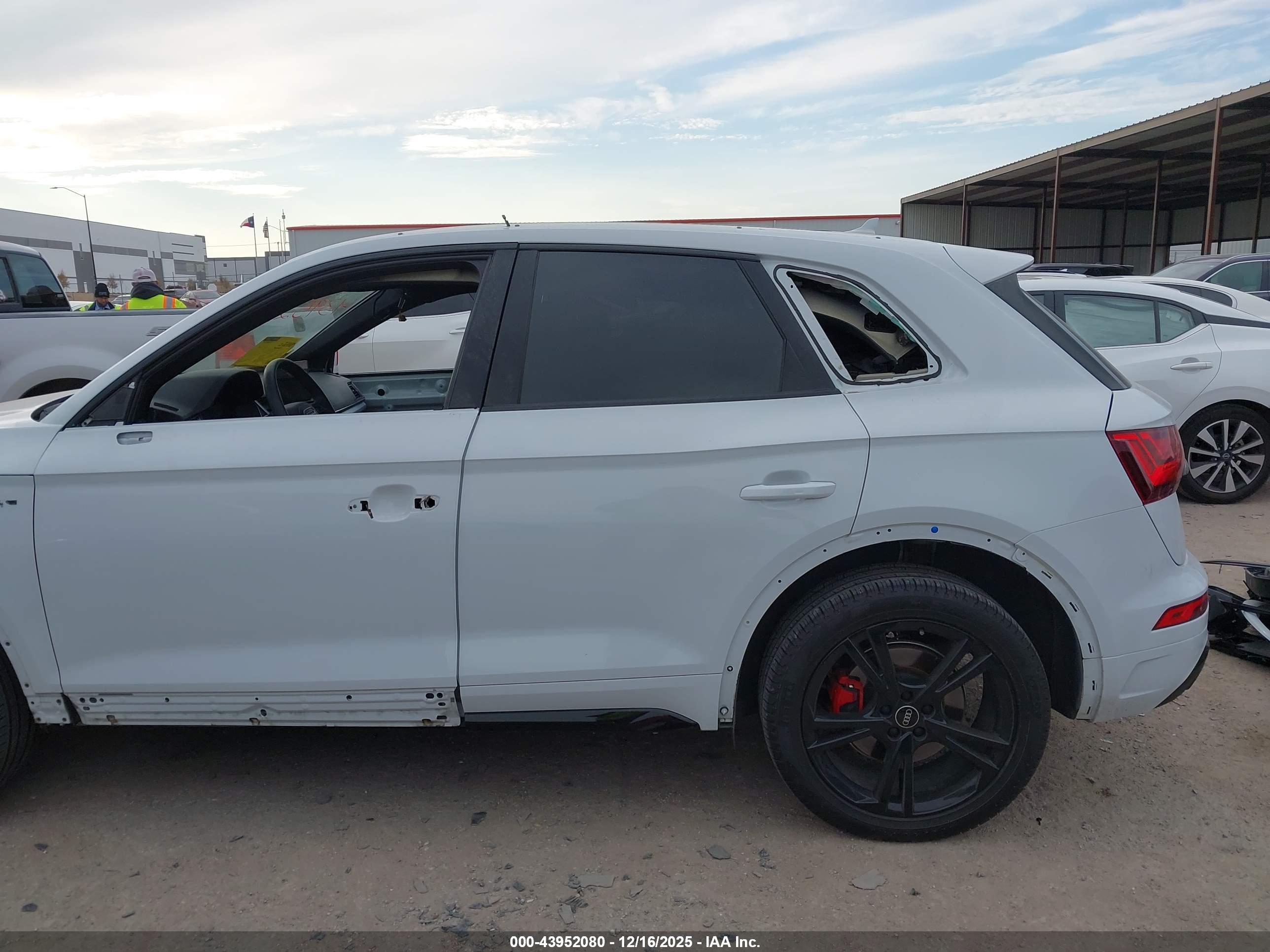 AUDI Q5 image 6