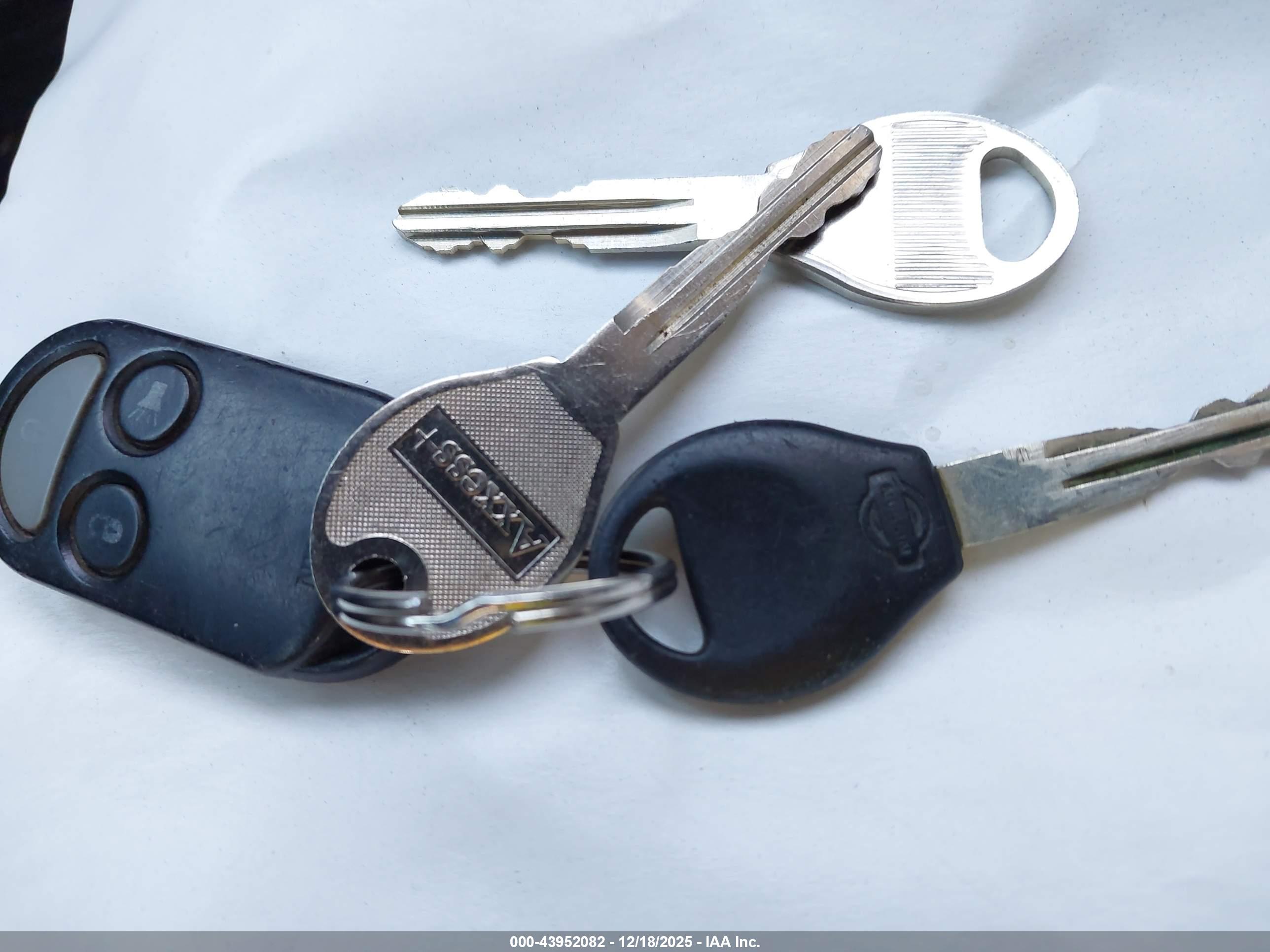 NISSAN FRONTIER image 11