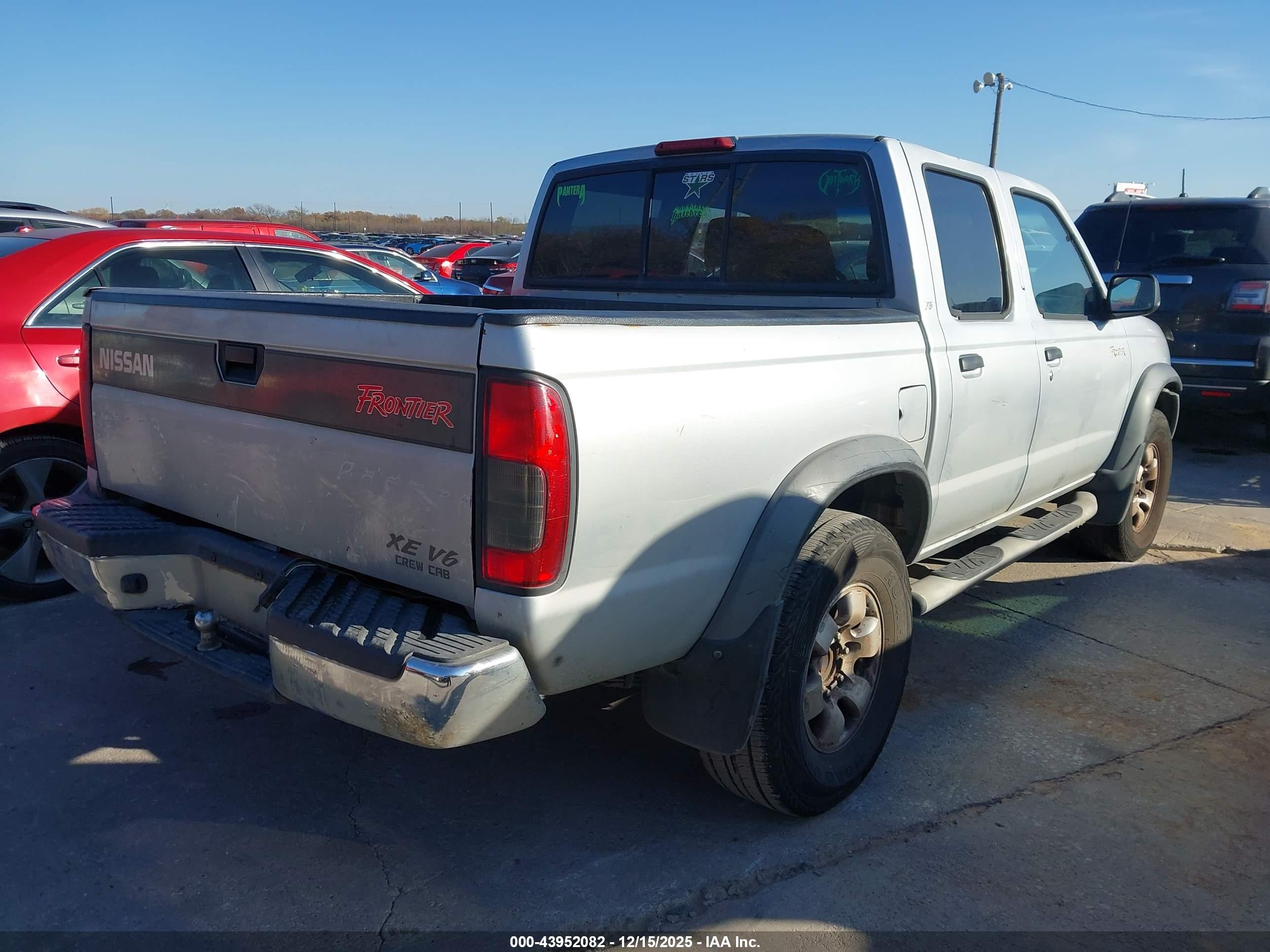 NISSAN FRONTIER image 4