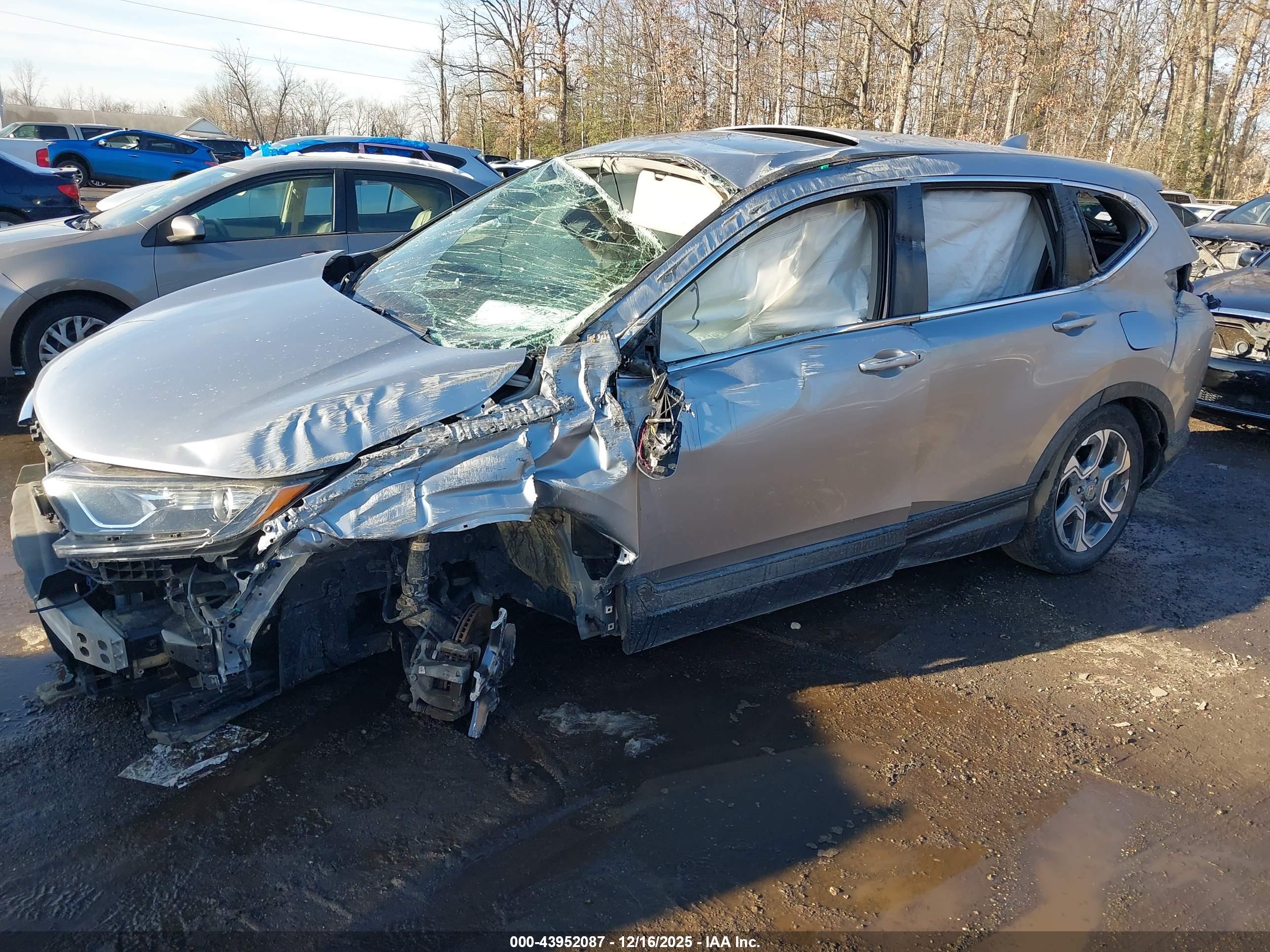 HONDA CR-V image 2