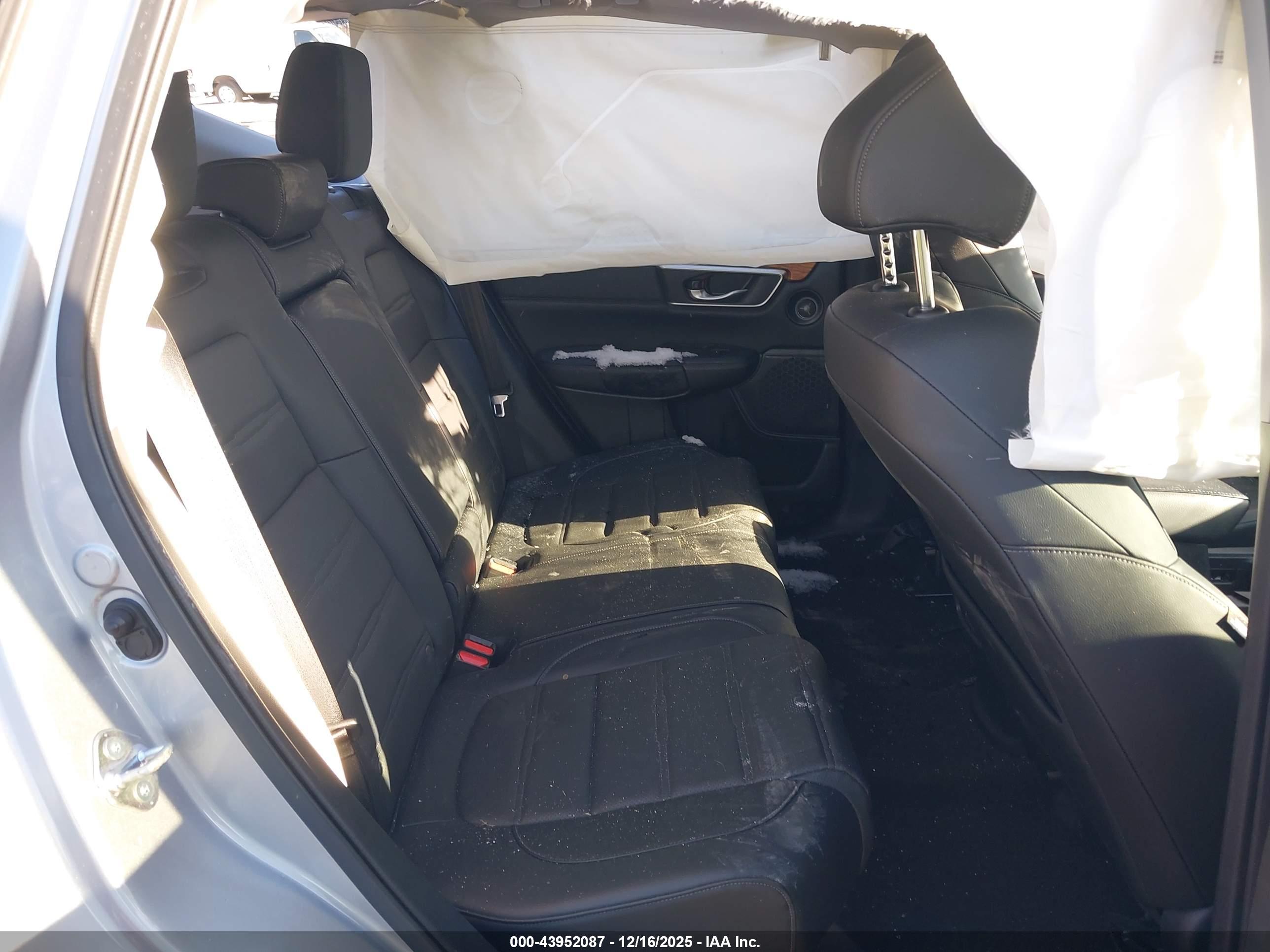 HONDA CR-V image 8