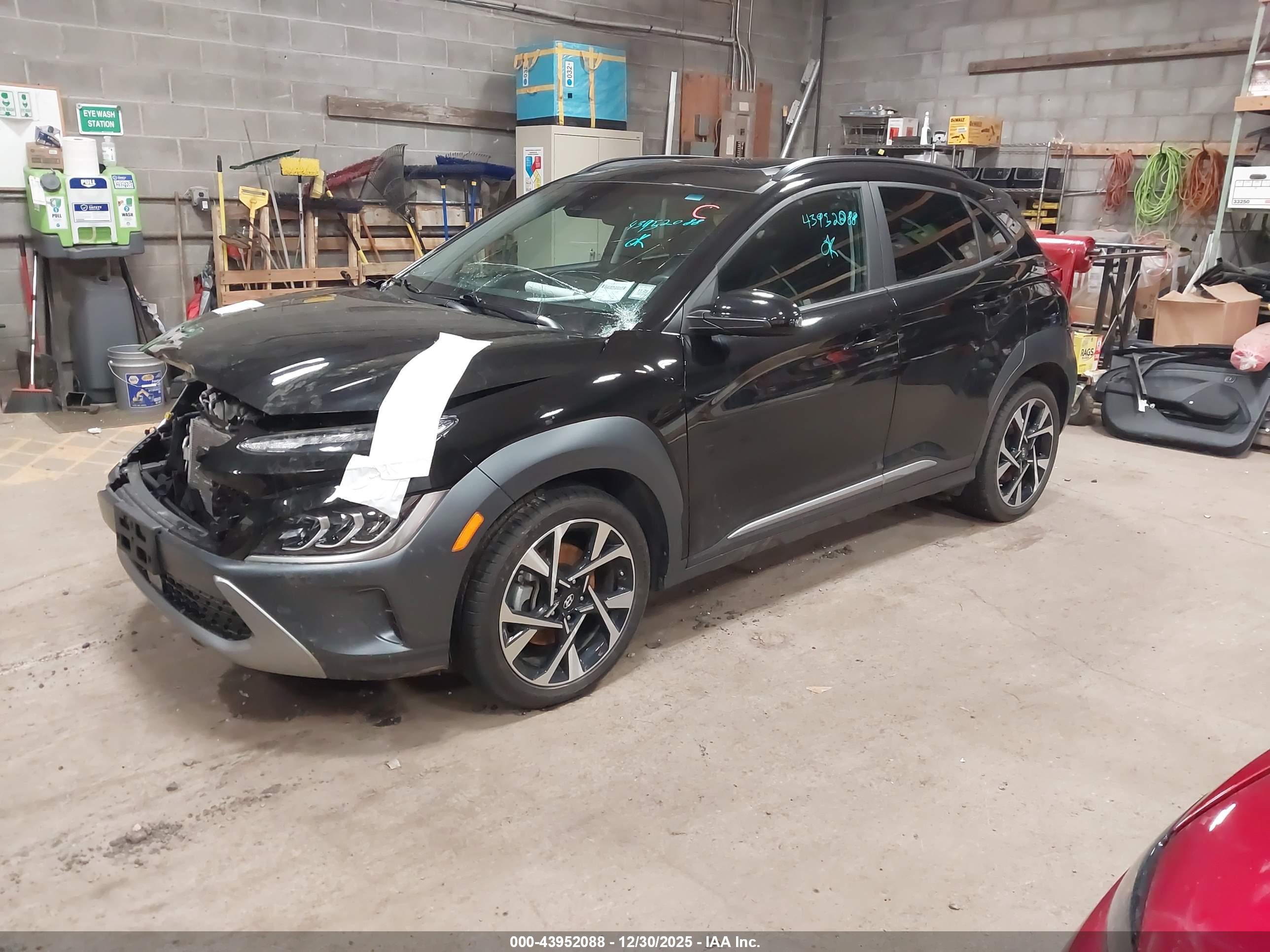 HYUNDAI KONA image 2