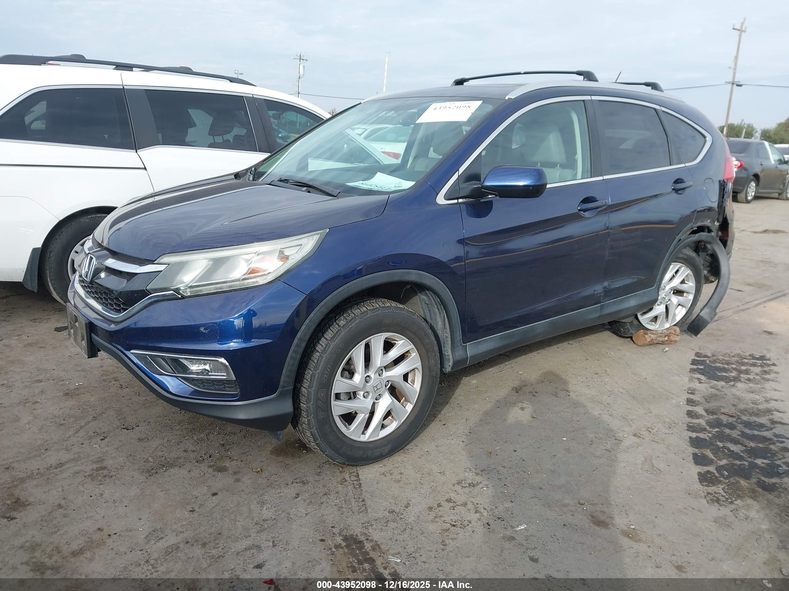 HONDA CR-V image 2