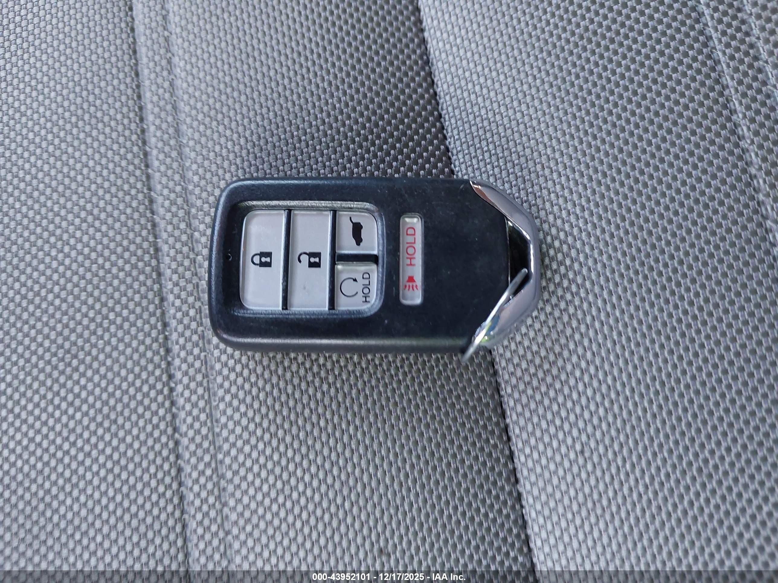 HONDA CR-V image 11