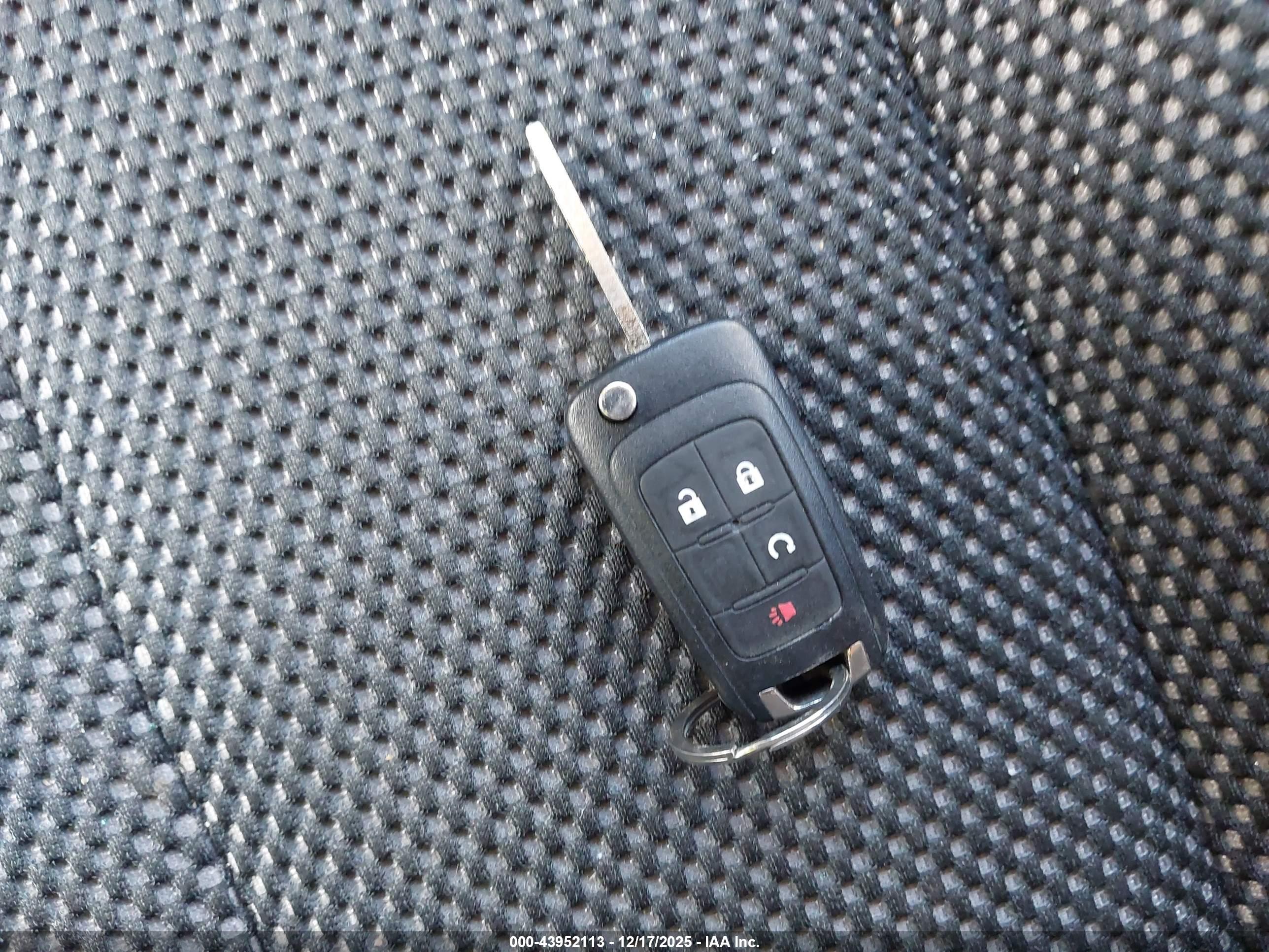 CHEVROLET EQUINOX image 11