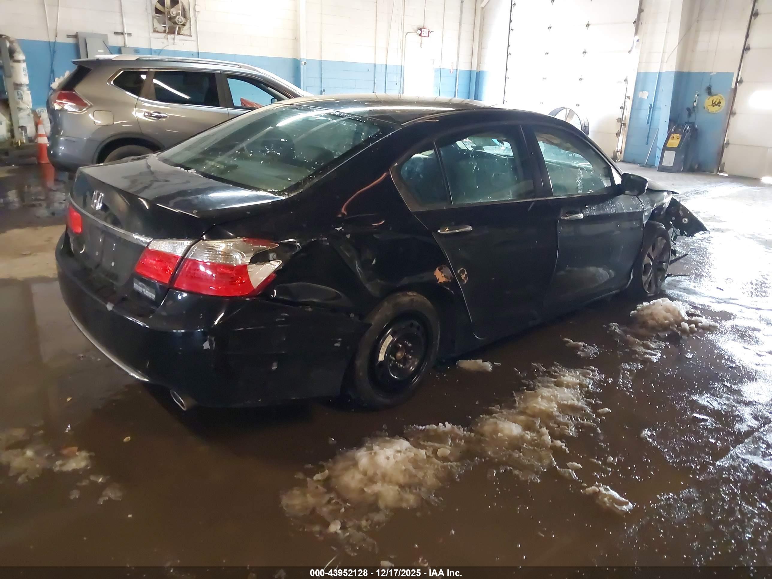 HONDA ACCORD image 4