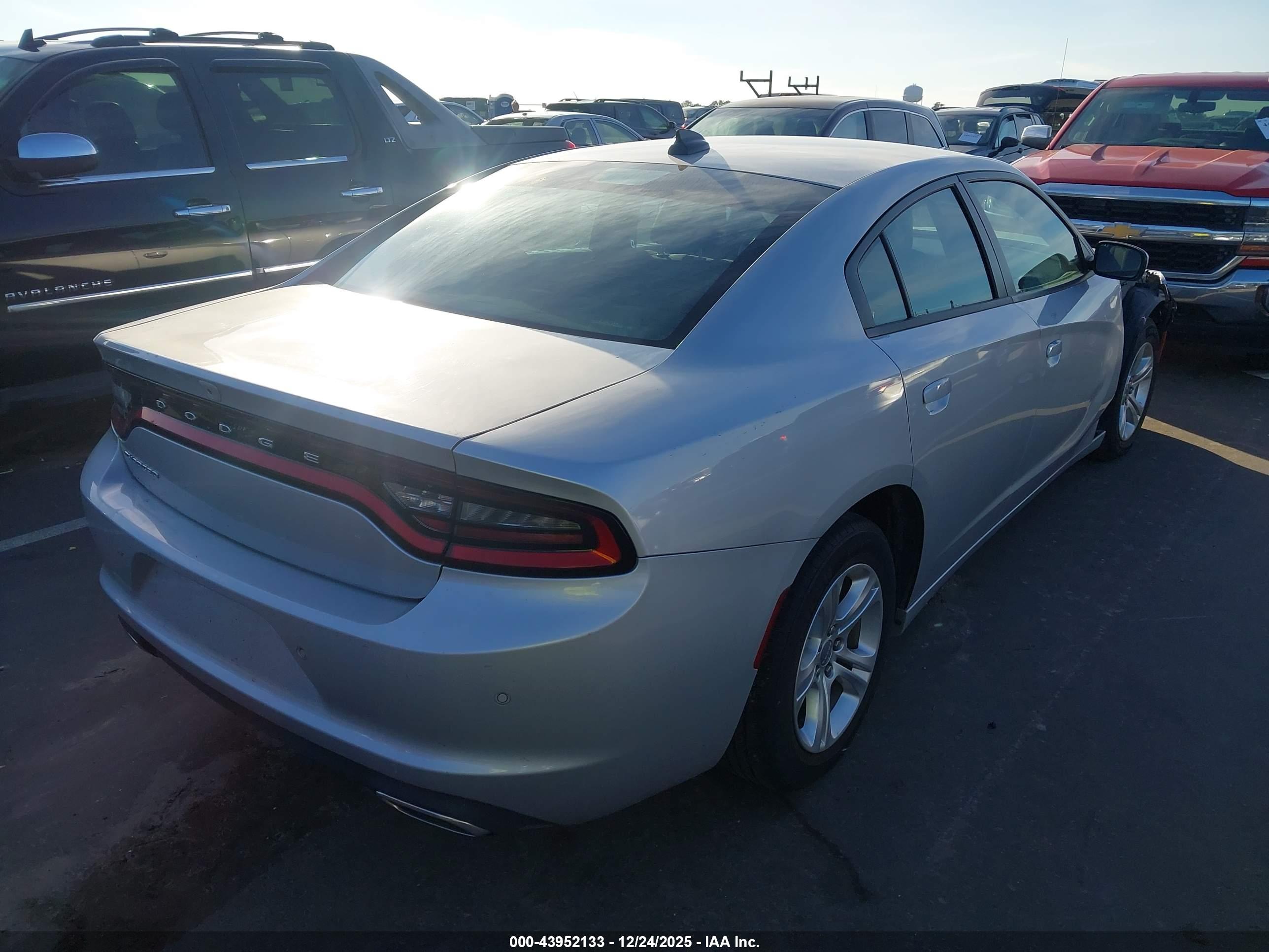 DODGE CHARGER image 4