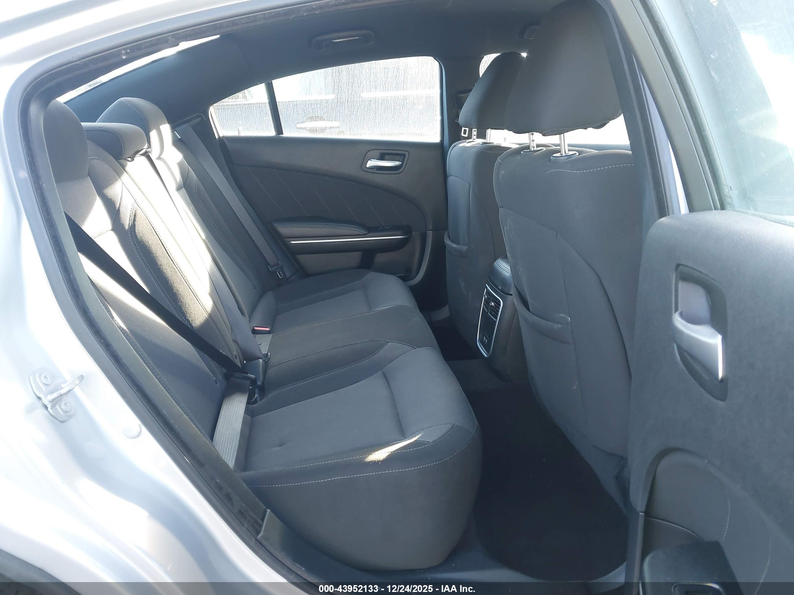 DODGE CHARGER image 8